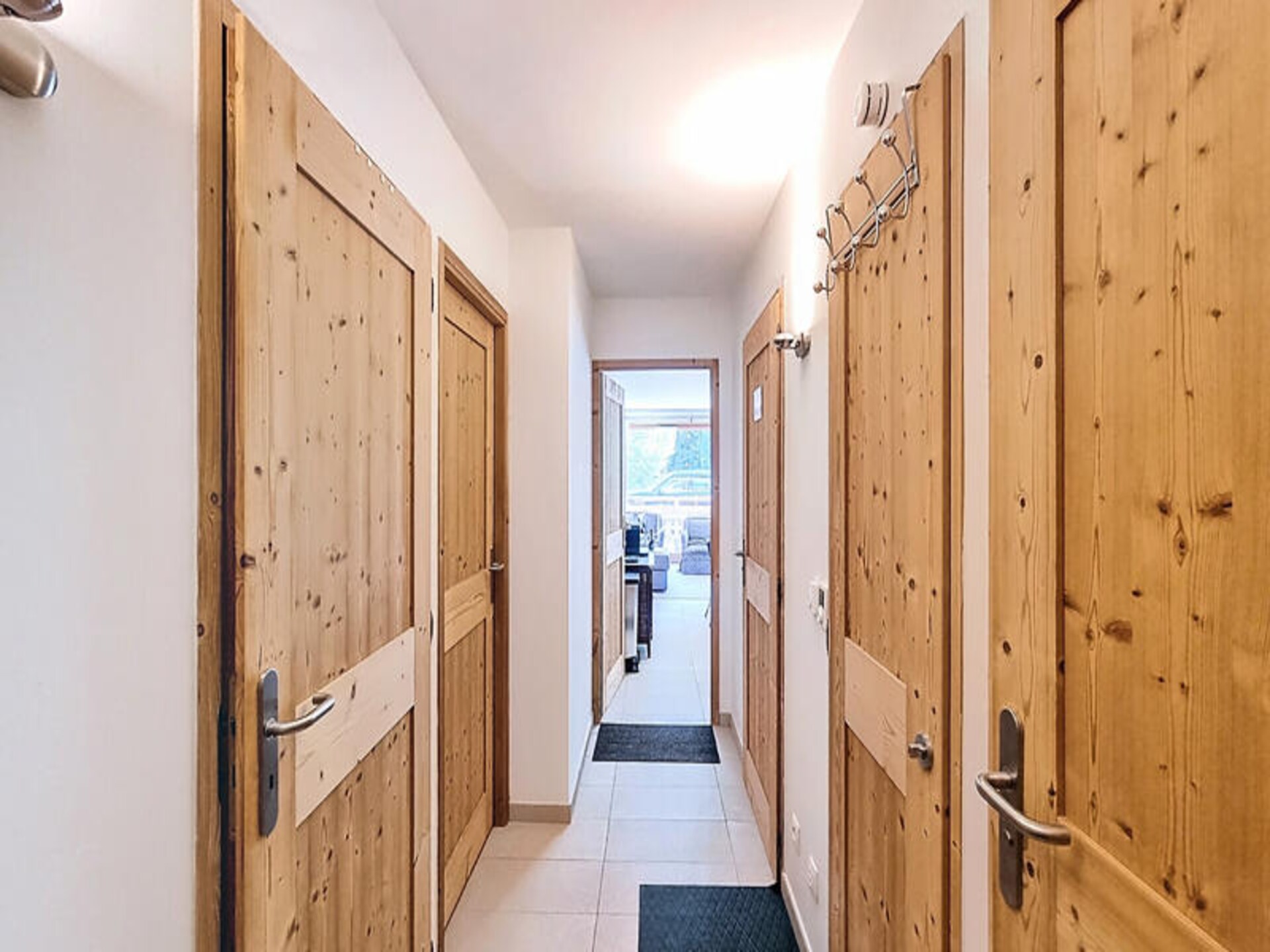 Licht appartement in Les Gets met balkon, vlakbij de piste - foto 12