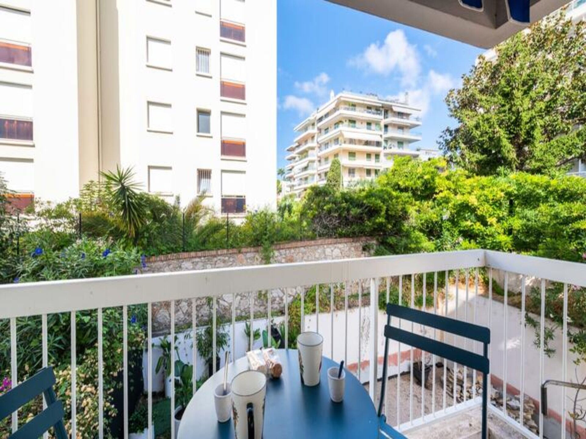 Stijlvol appartement met 2 balkons, 8 minuten van het strand in Cannes - foto 12
