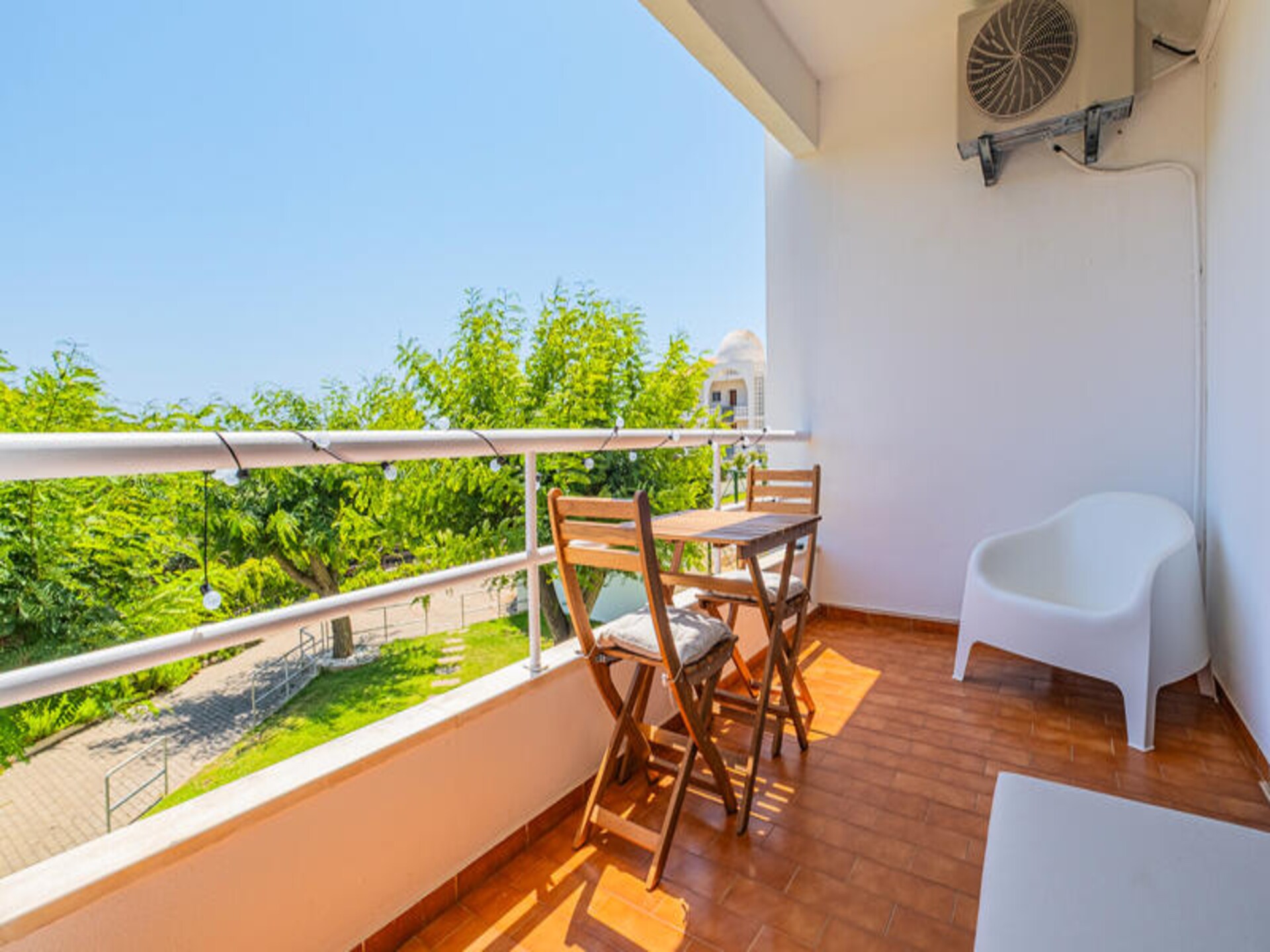 Gezellig appartement in hartje Albufeira met zwembad en balkon - foto 2