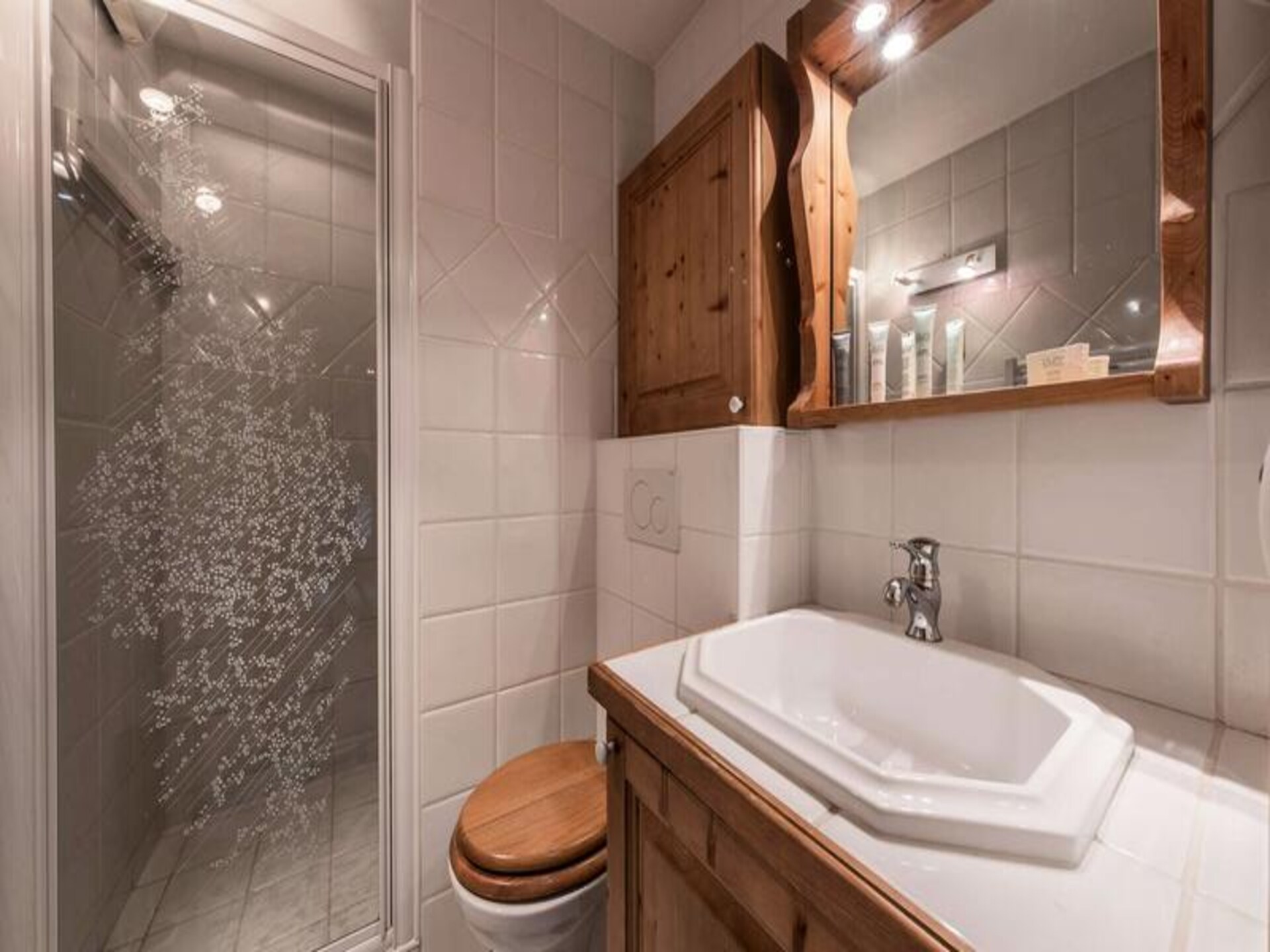 Luxe duplex appartement met ski-in/ski-out in Courchevel 1850 - foto 9