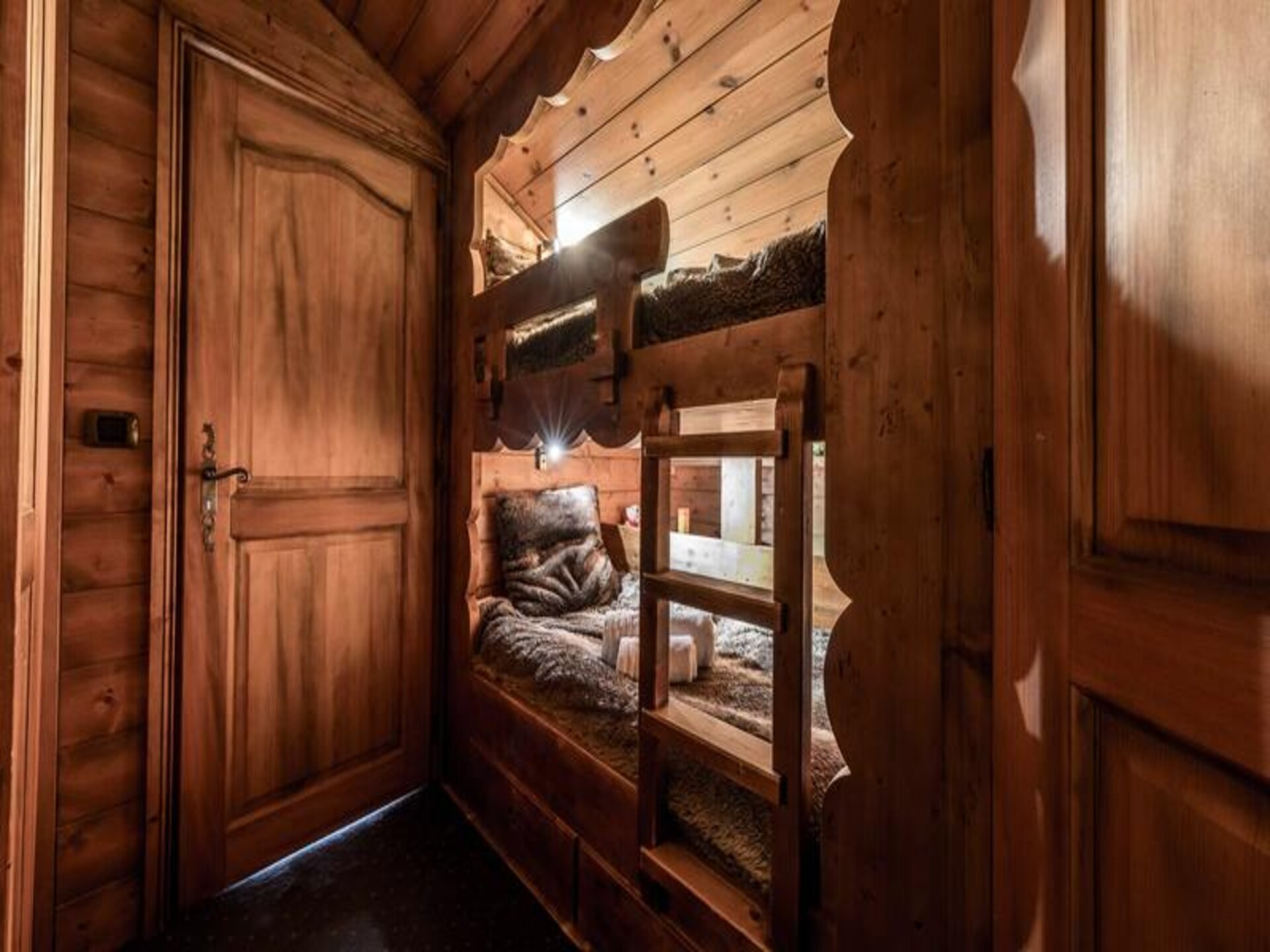 Luxe duplex appartement met ski-in/ski-out in Courchevel 1850 - foto 12