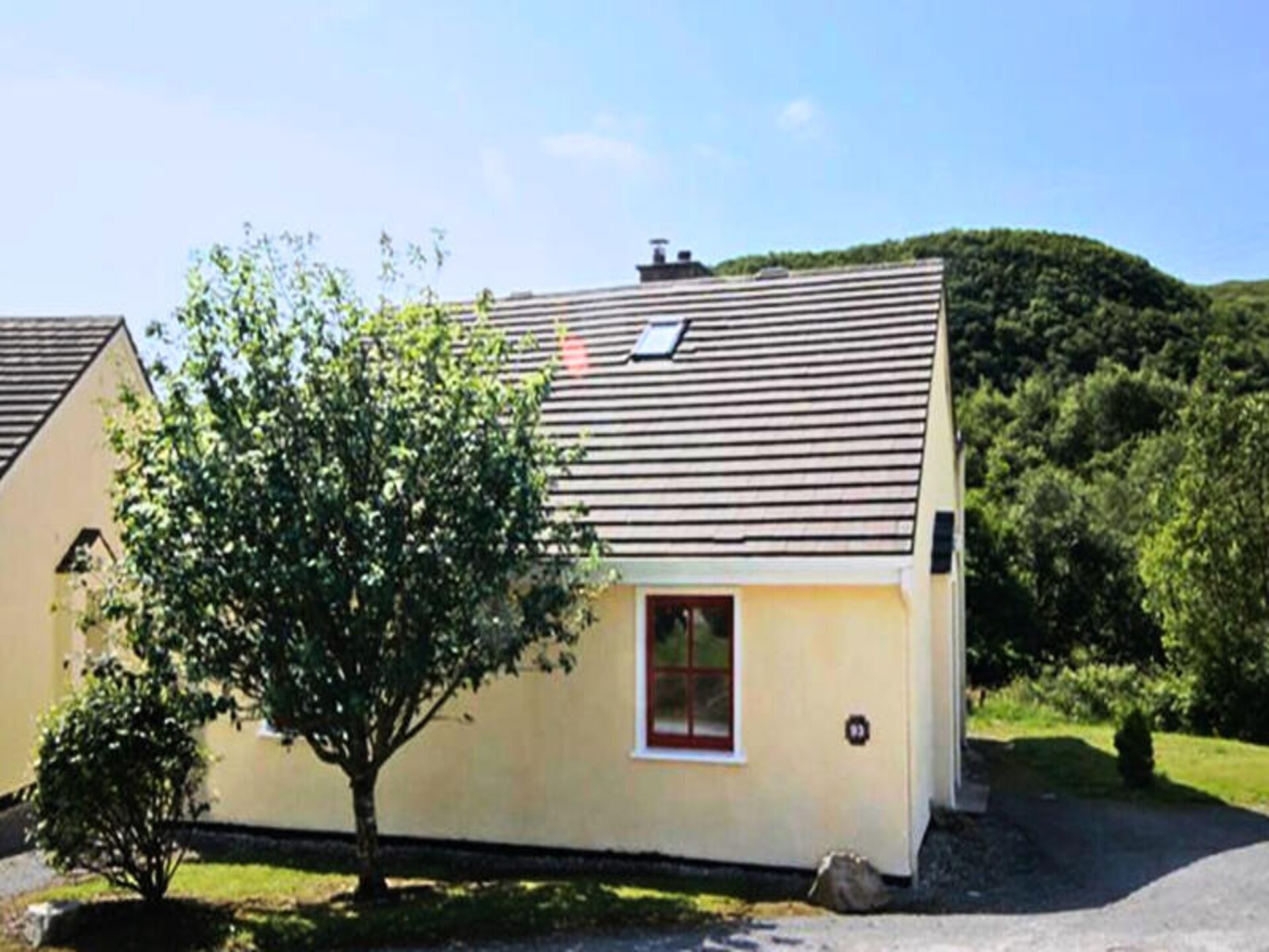 Ruim 4-persoons vakantiehuis aan de Owenglin River bij Clifden, Connemara - foto 1