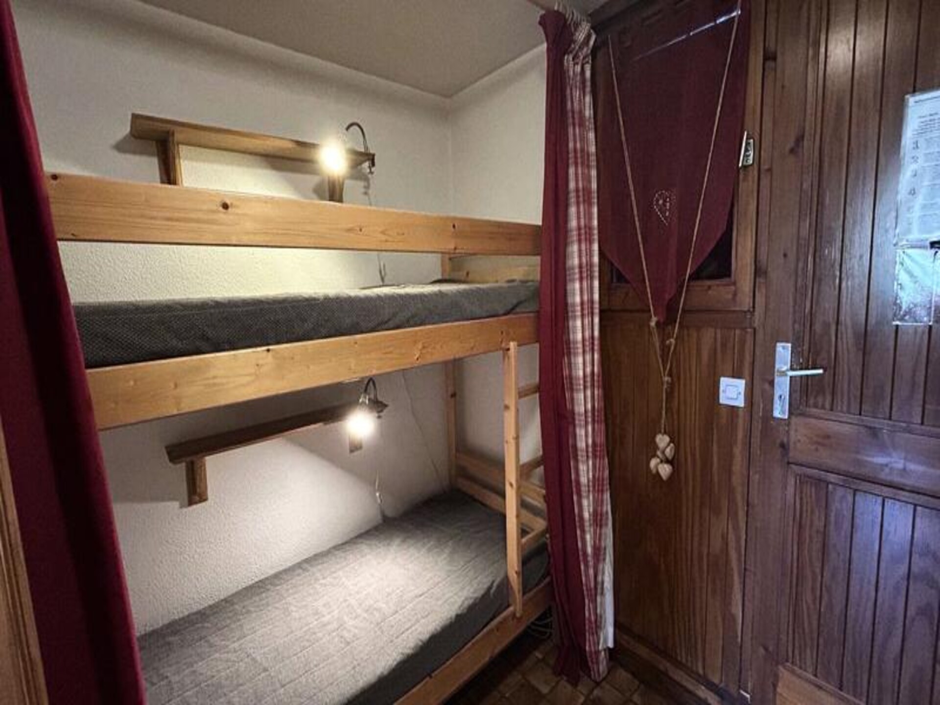 Knus studio-appartement op het zuiden met uitzicht op Mont Bisanne - foto 4
