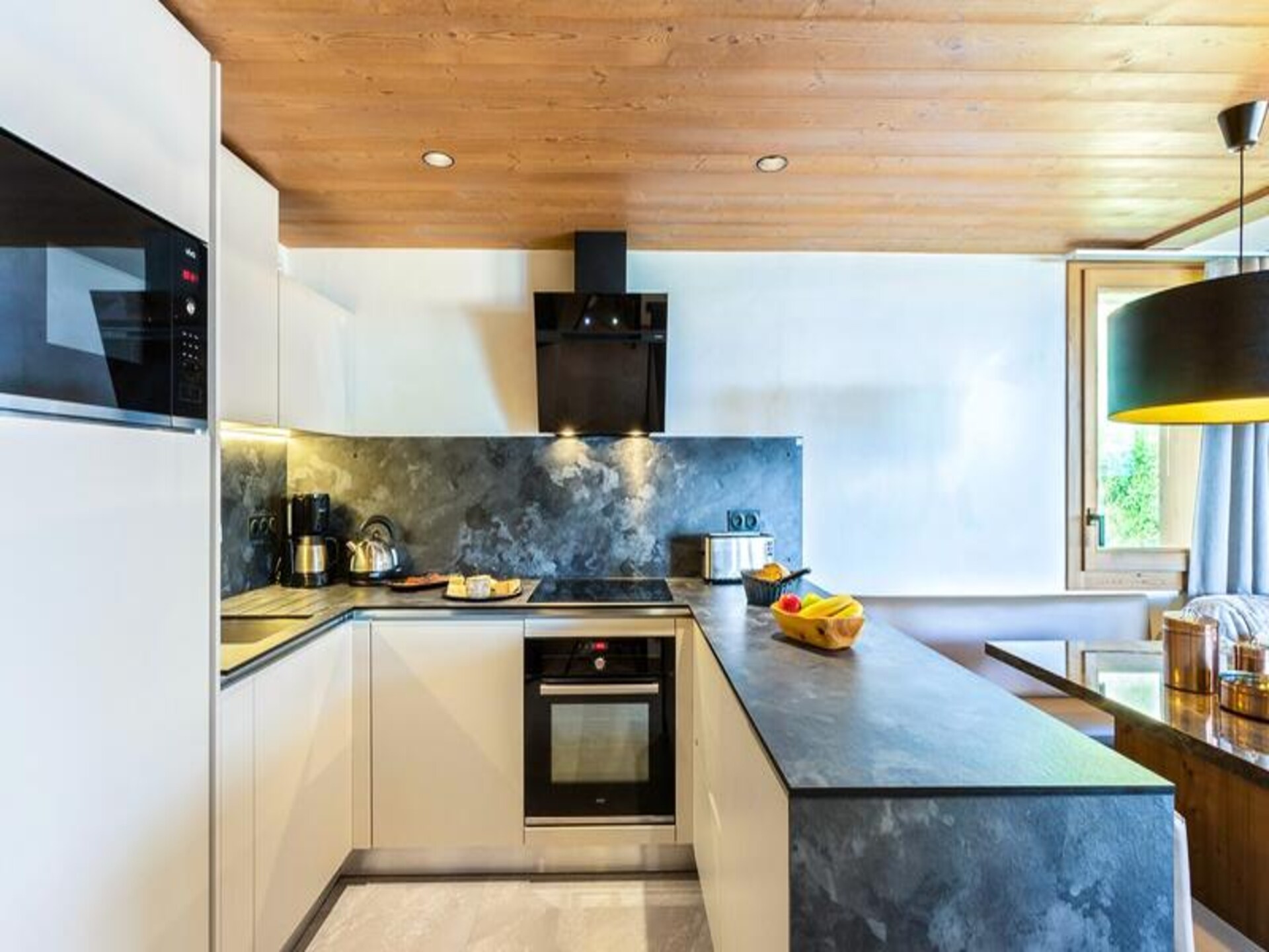 Residence Des Armaillis: Appartement 8p, wellness & skipiste op 50m - foto 4
