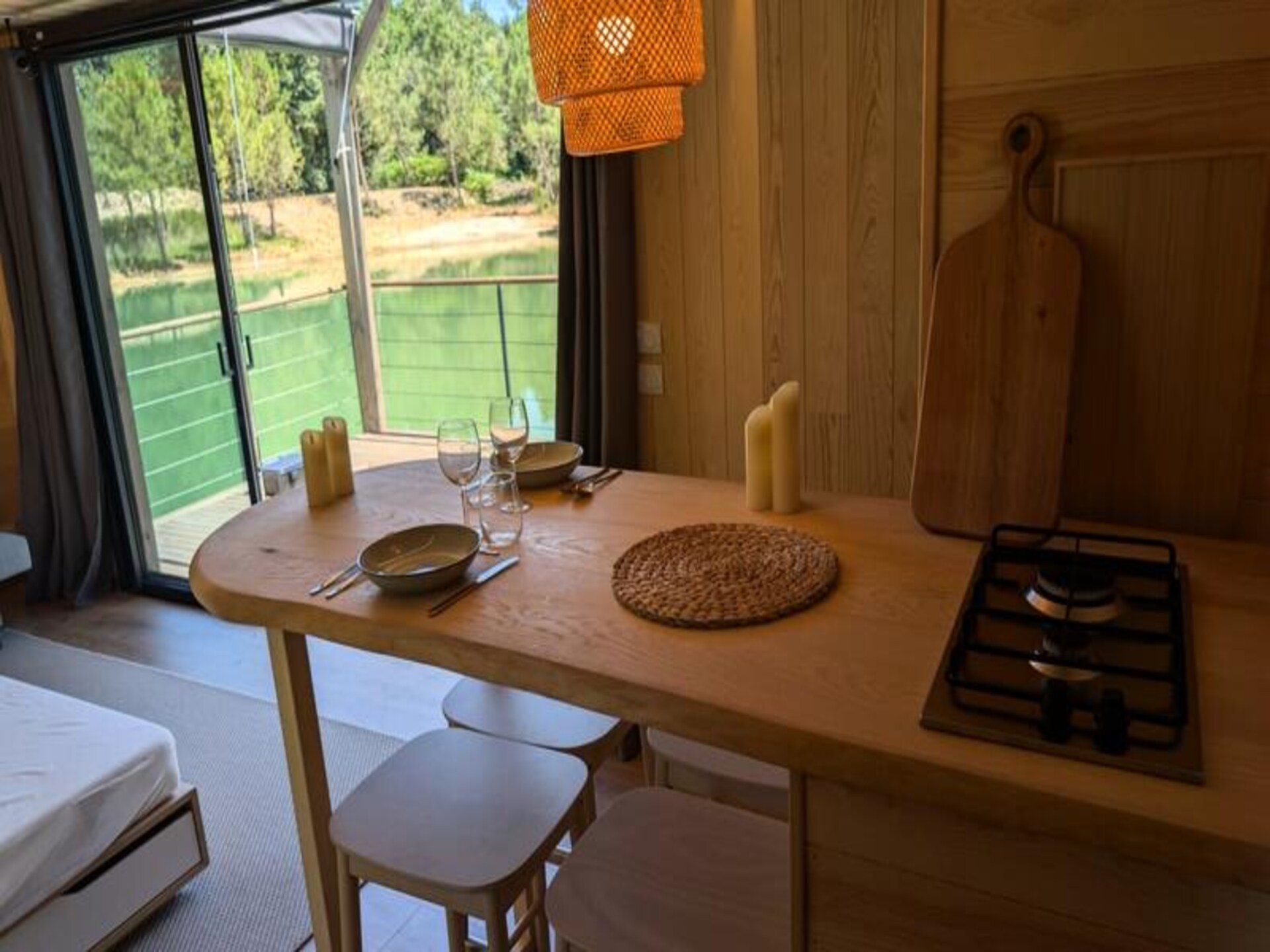 Unieke drijvende lodge op privévijver in de Dordogne - foto 2