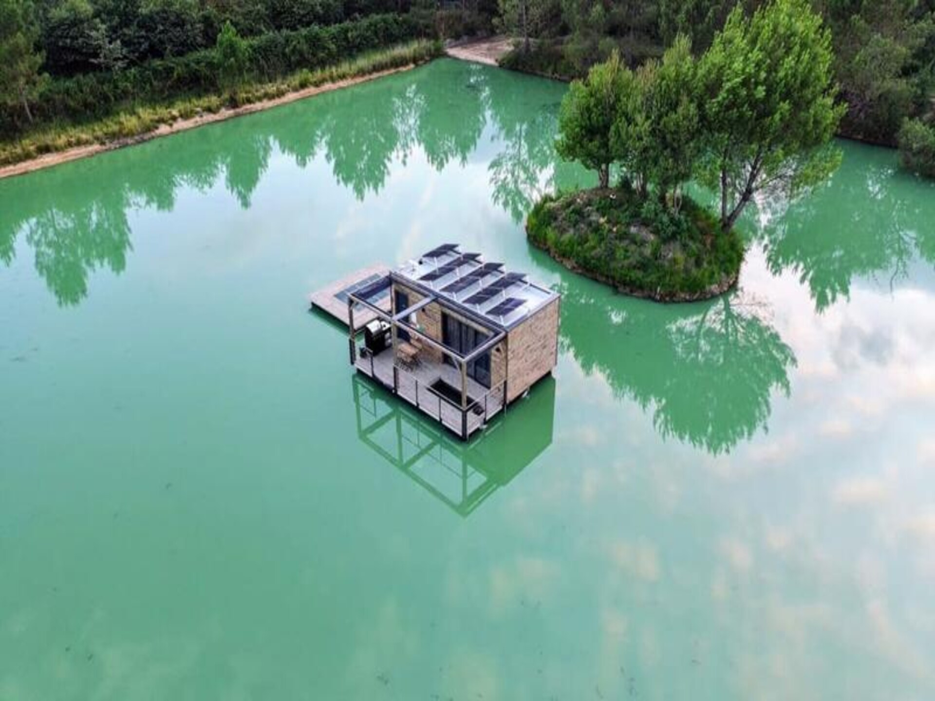 Unieke drijvende lodge op privévijver in de Dordogne - foto 6