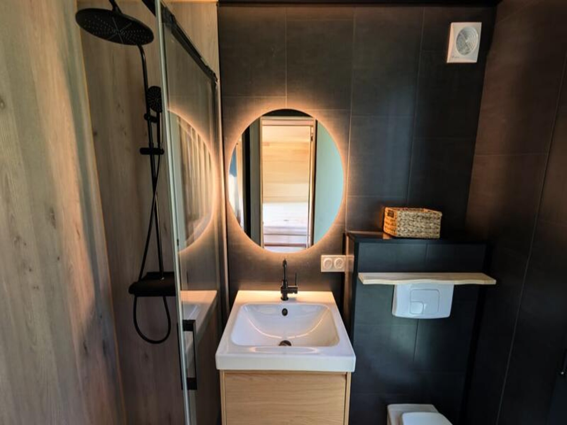 Unieke drijvende lodge op privévijver in de Dordogne - foto 10