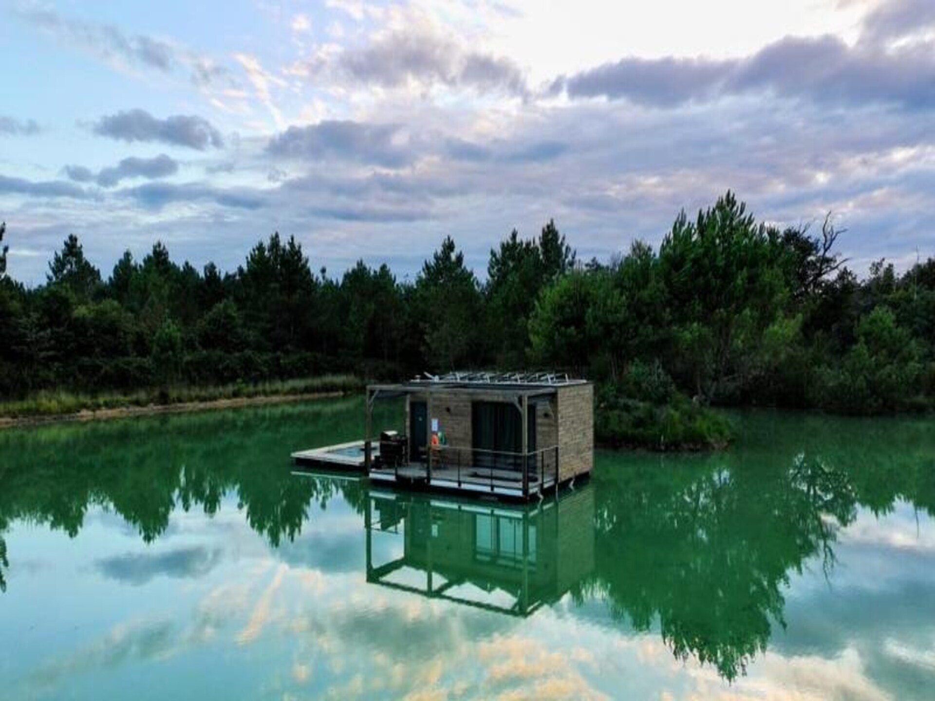 Unieke drijvende lodge op privévijver in de Dordogne - foto 13