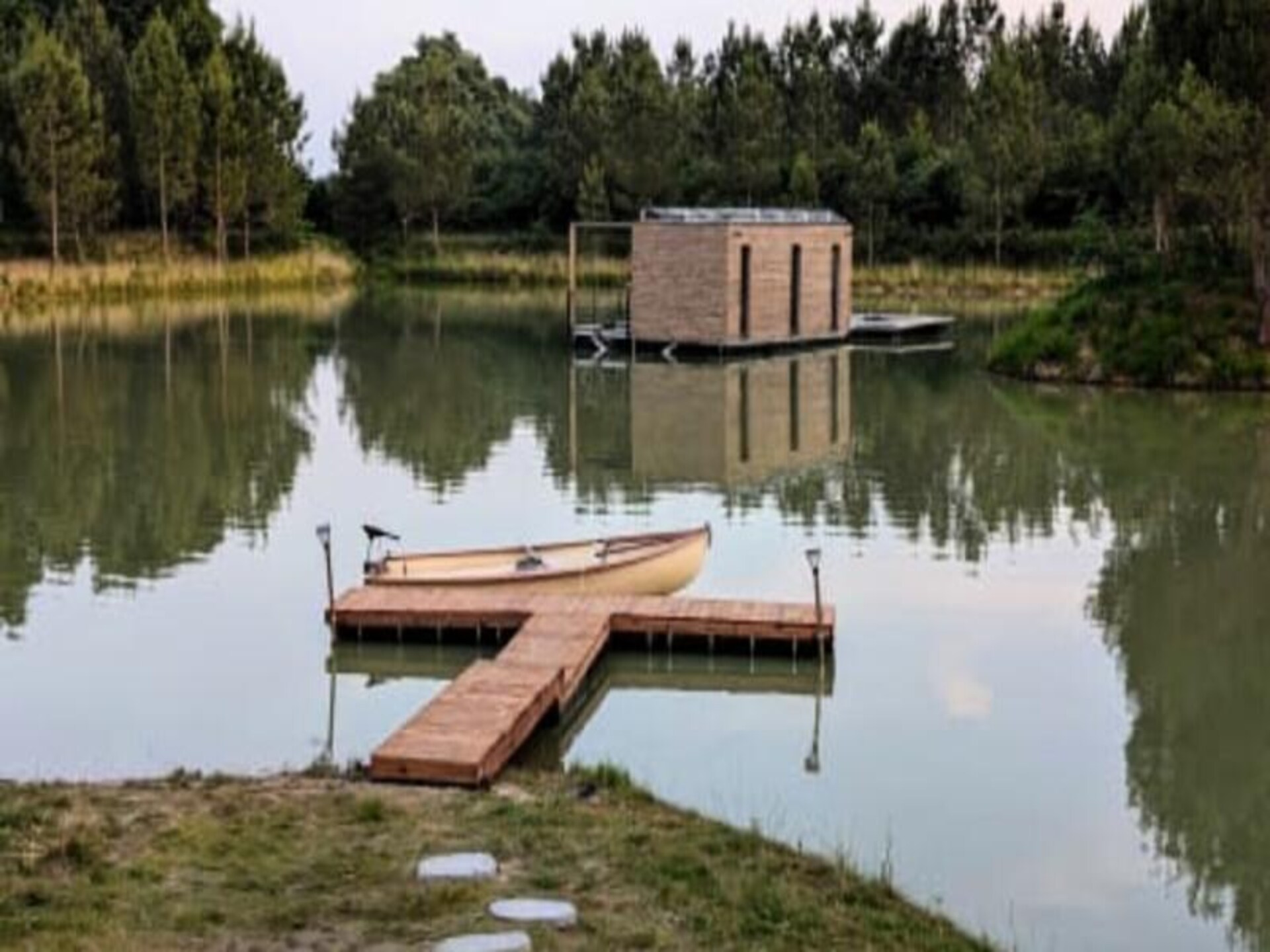 Unieke drijvende lodge op privévijver in de Dordogne - foto 15