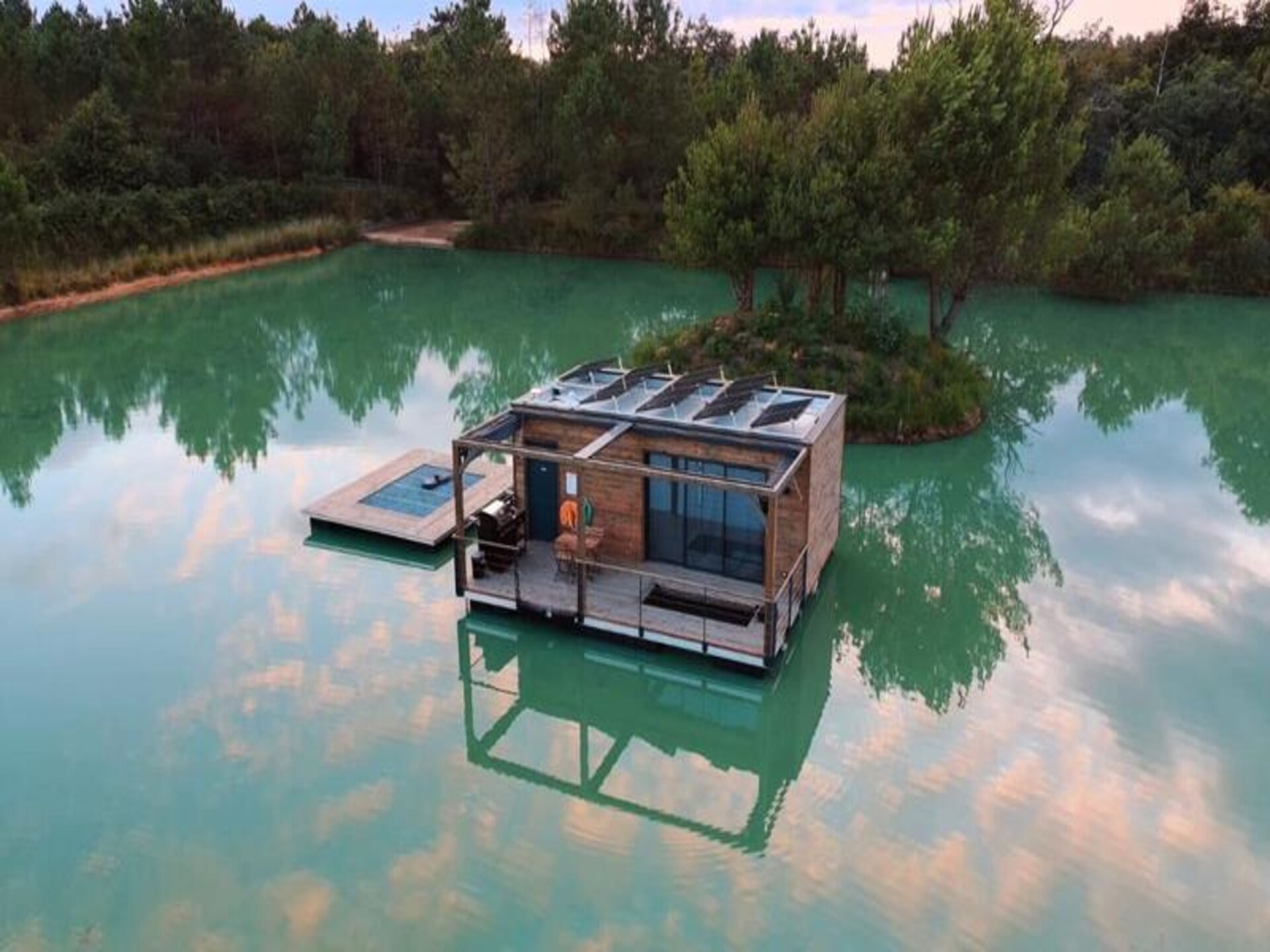 Unieke drijvende lodge op privévijver in de Dordogne - foto 33