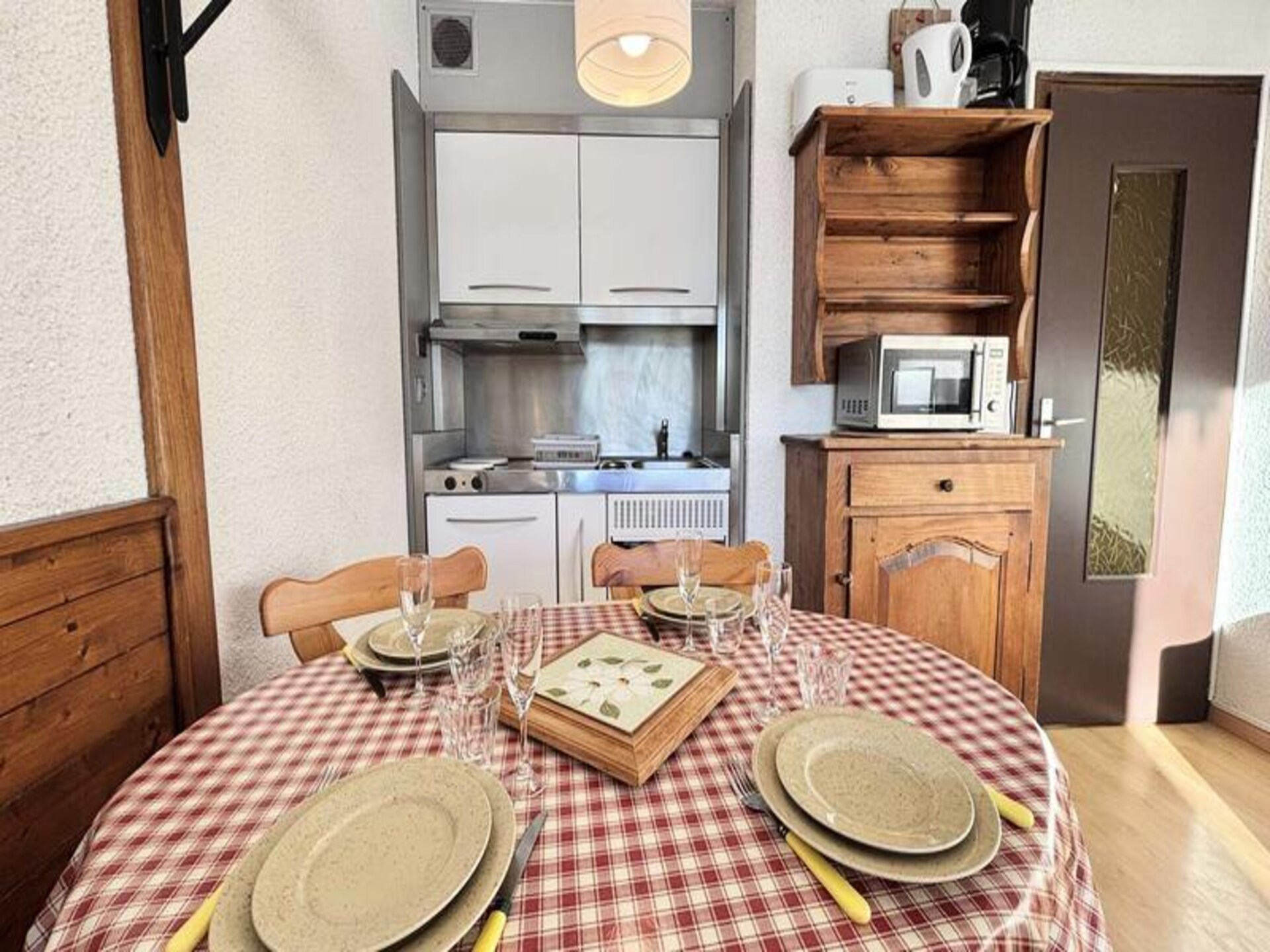 Knusse studio op de piste in Notre Dame de Bellecombe met balkon - foto 5