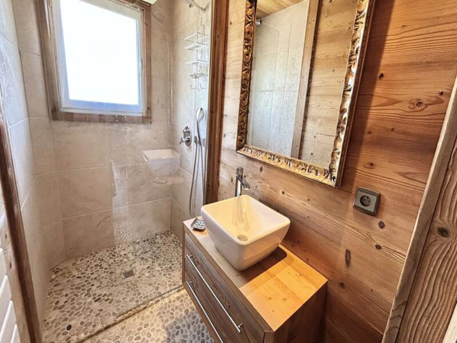 Ruim appartement op 260m van de piste met balkon en pooltafel - foto 11