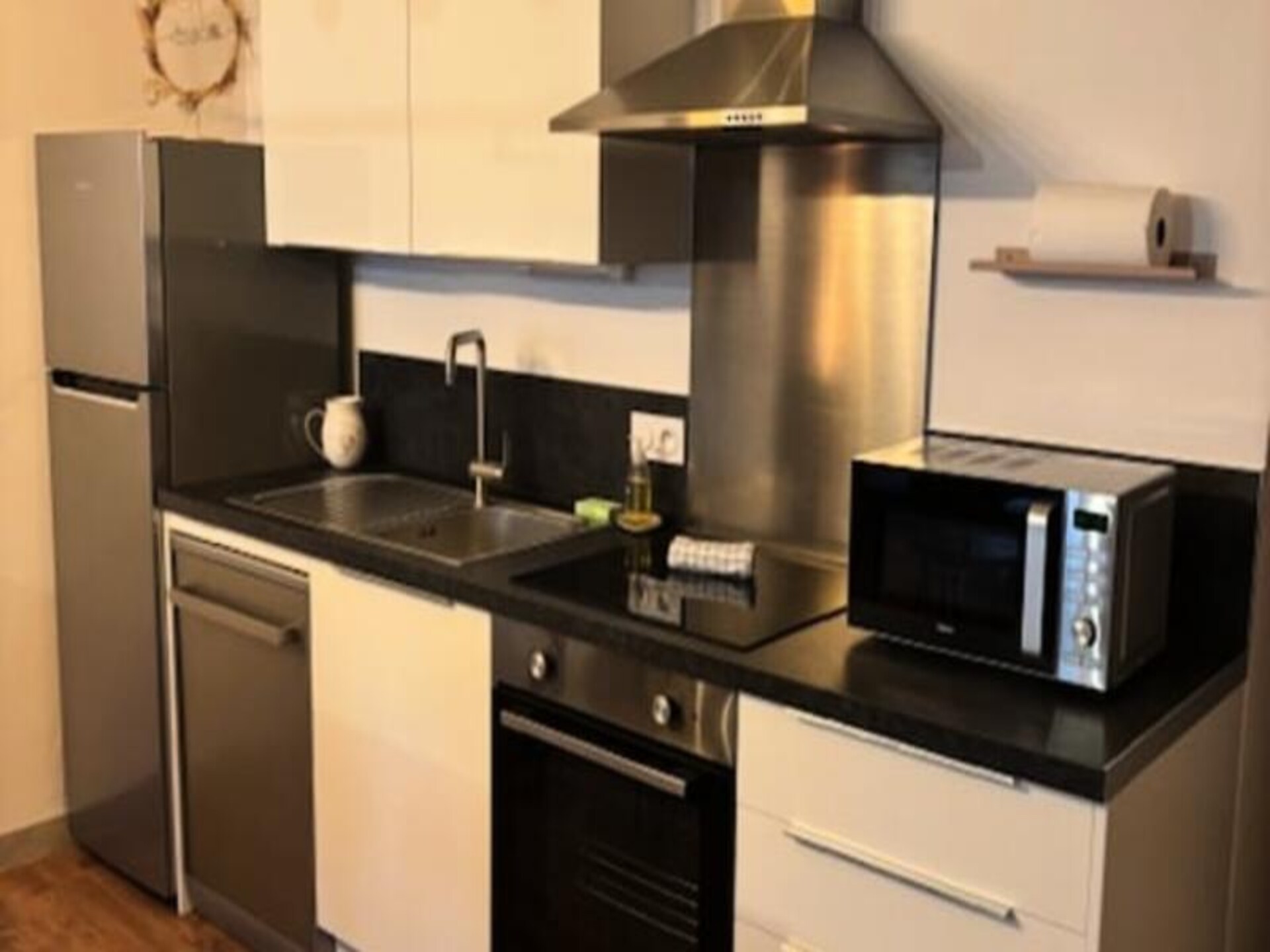 Elegant appartement in historisch L'Isle-sur-la-Sorgue, vlakbij Fontaine-de-Vaucluse - foto 8