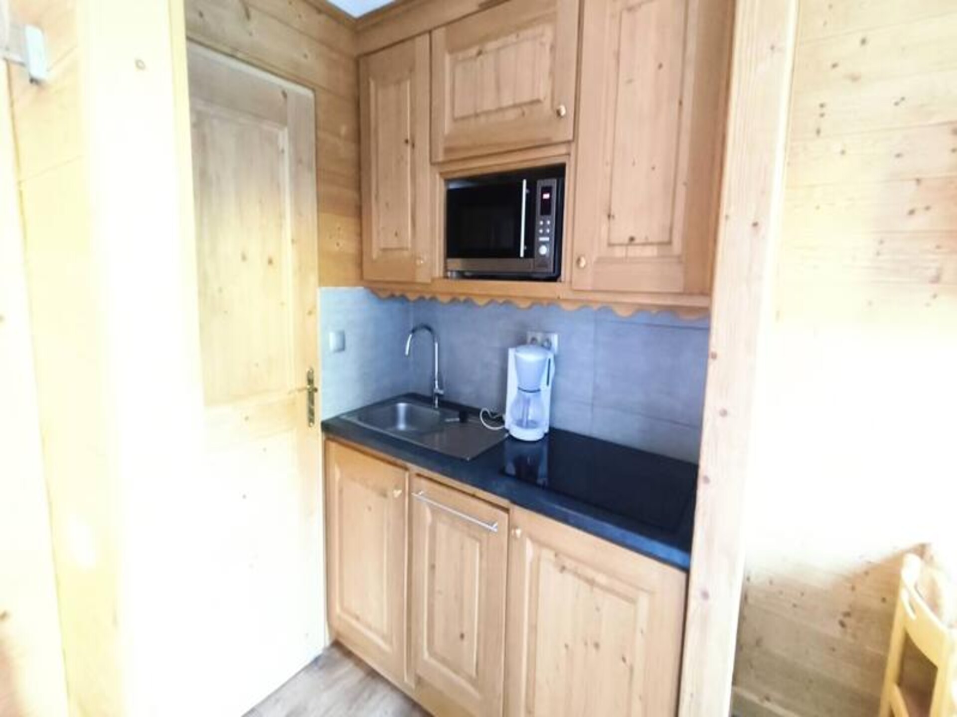 Compact appartement in Méribel Mottaret met balkon en Alpen-uitzicht - foto 3