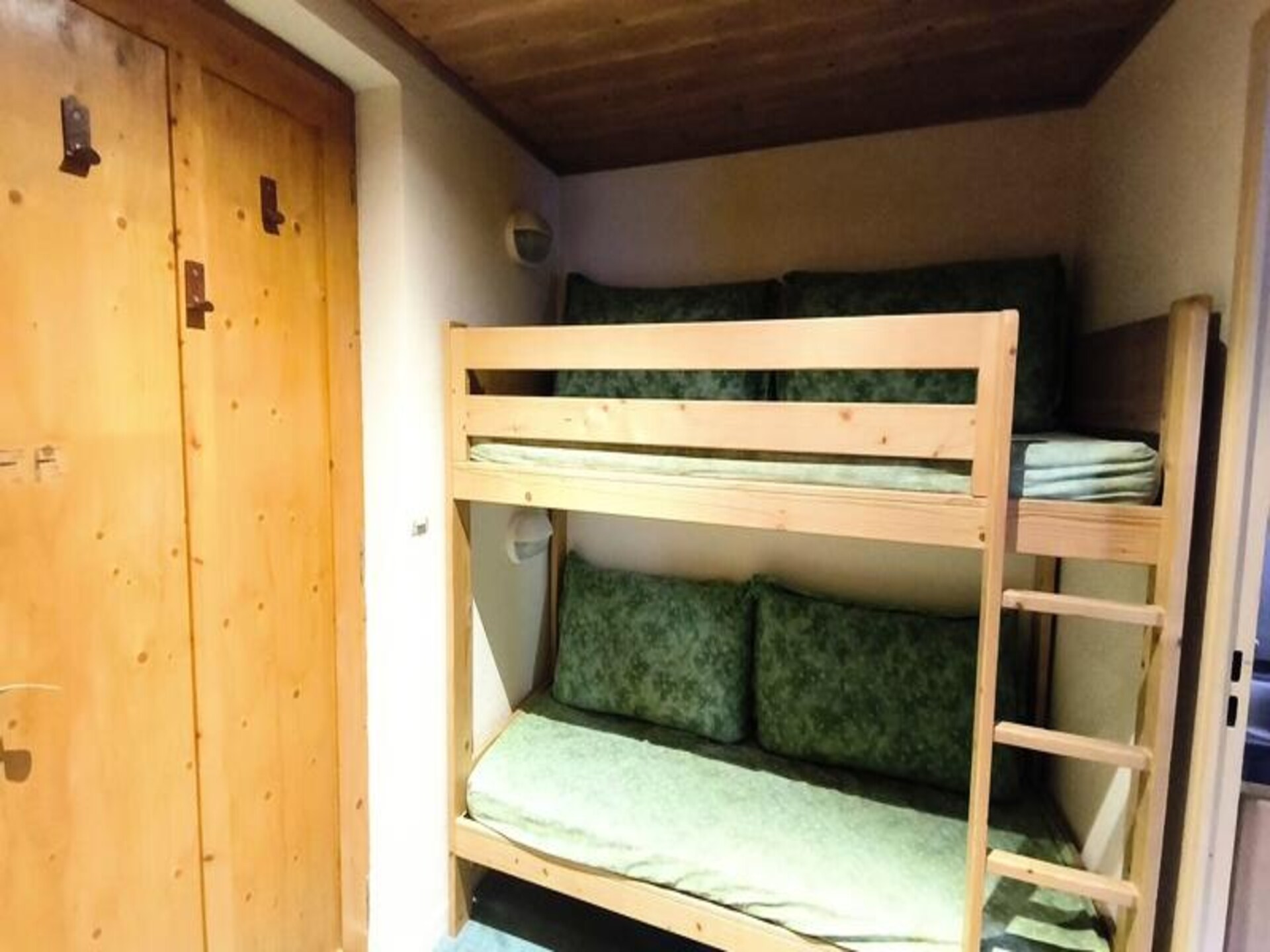 Compact appartement in Méribel Mottaret met balkon en Alpen-uitzicht - foto 8