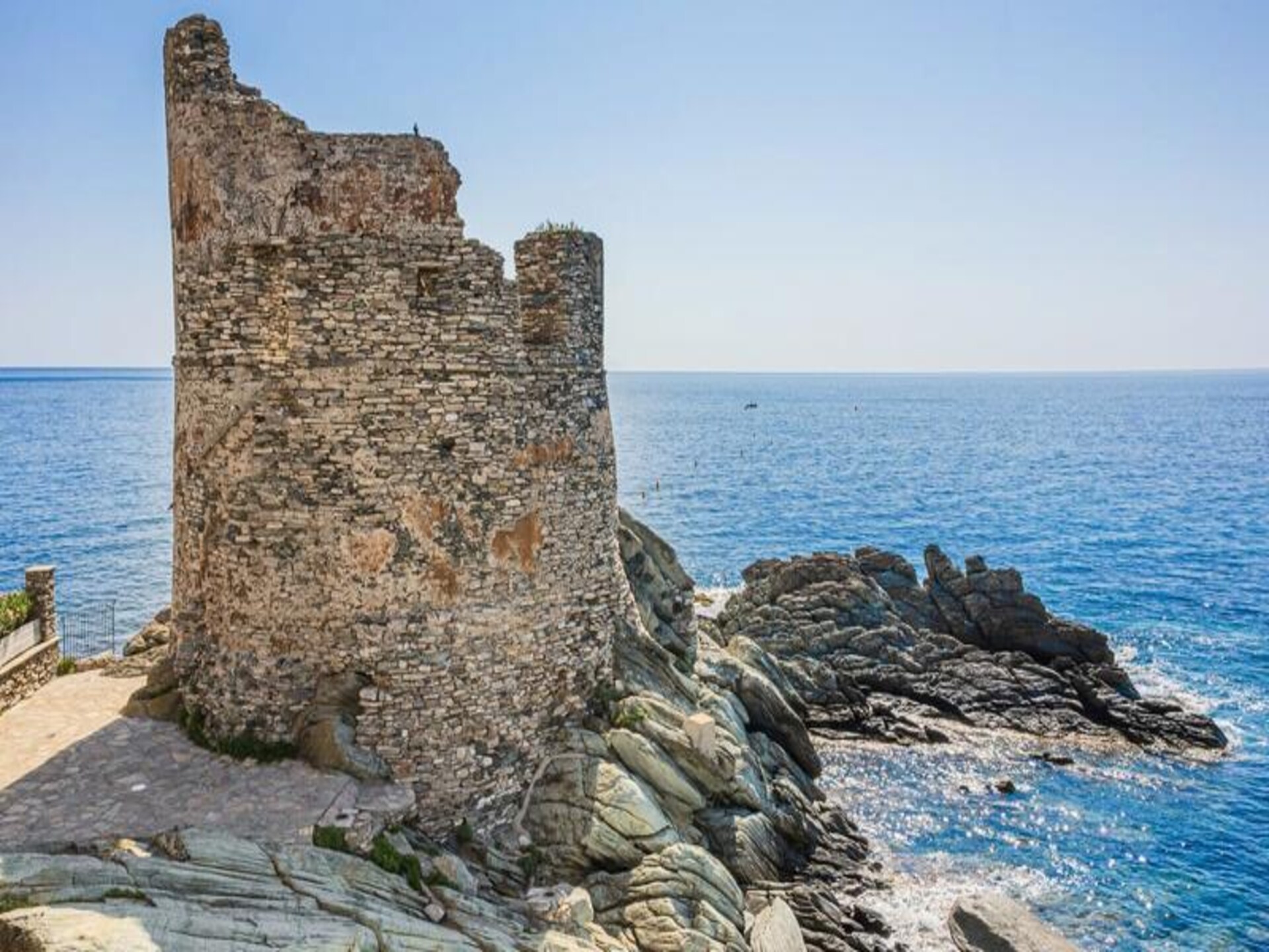 Authentiek vissershuis aan zee met jacuzzi in Erbalunga, Cap Corse - foto 34