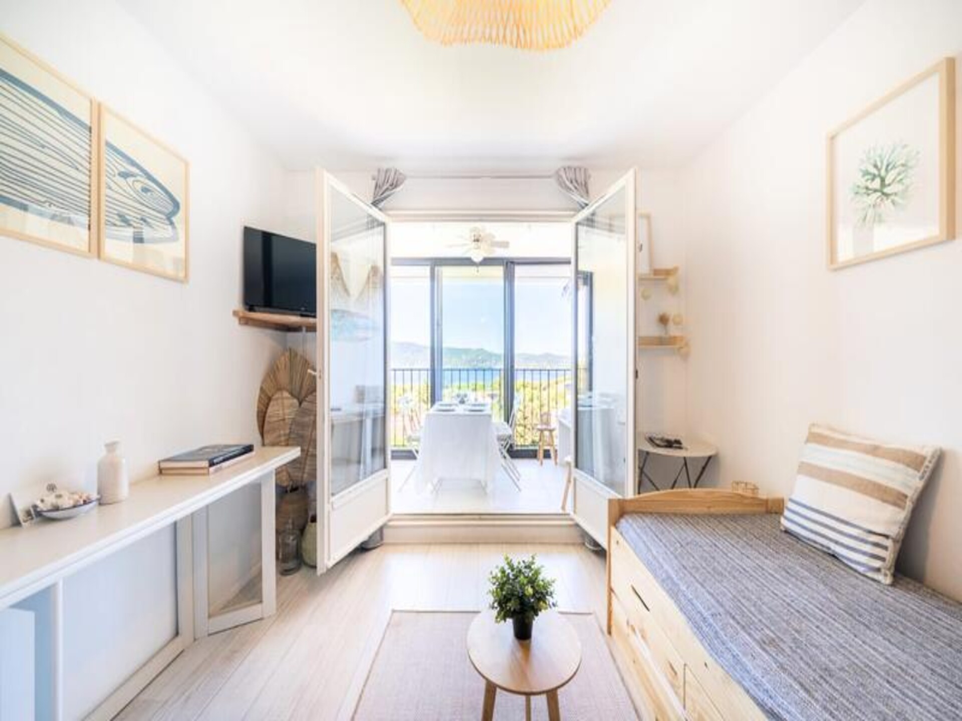 Panoramisch zeezicht appartement voor 6 personen met zwembad in Saint-Mandrier - foto 7