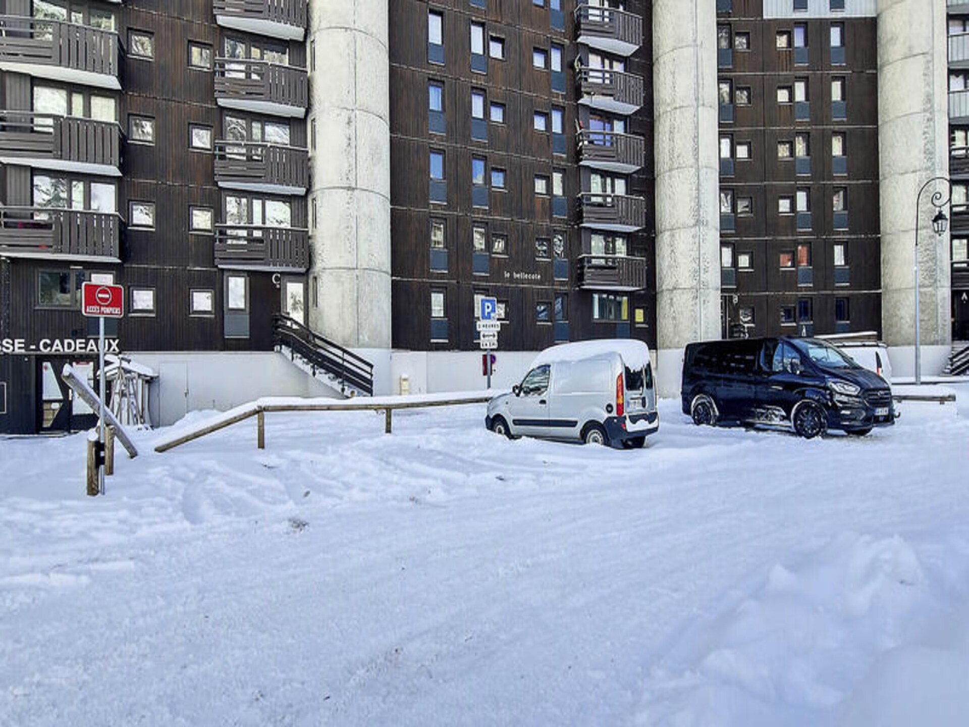 Ski-in/ski-out appartement met balkon op het zuiden in Val d'Isère La Daille - foto 1