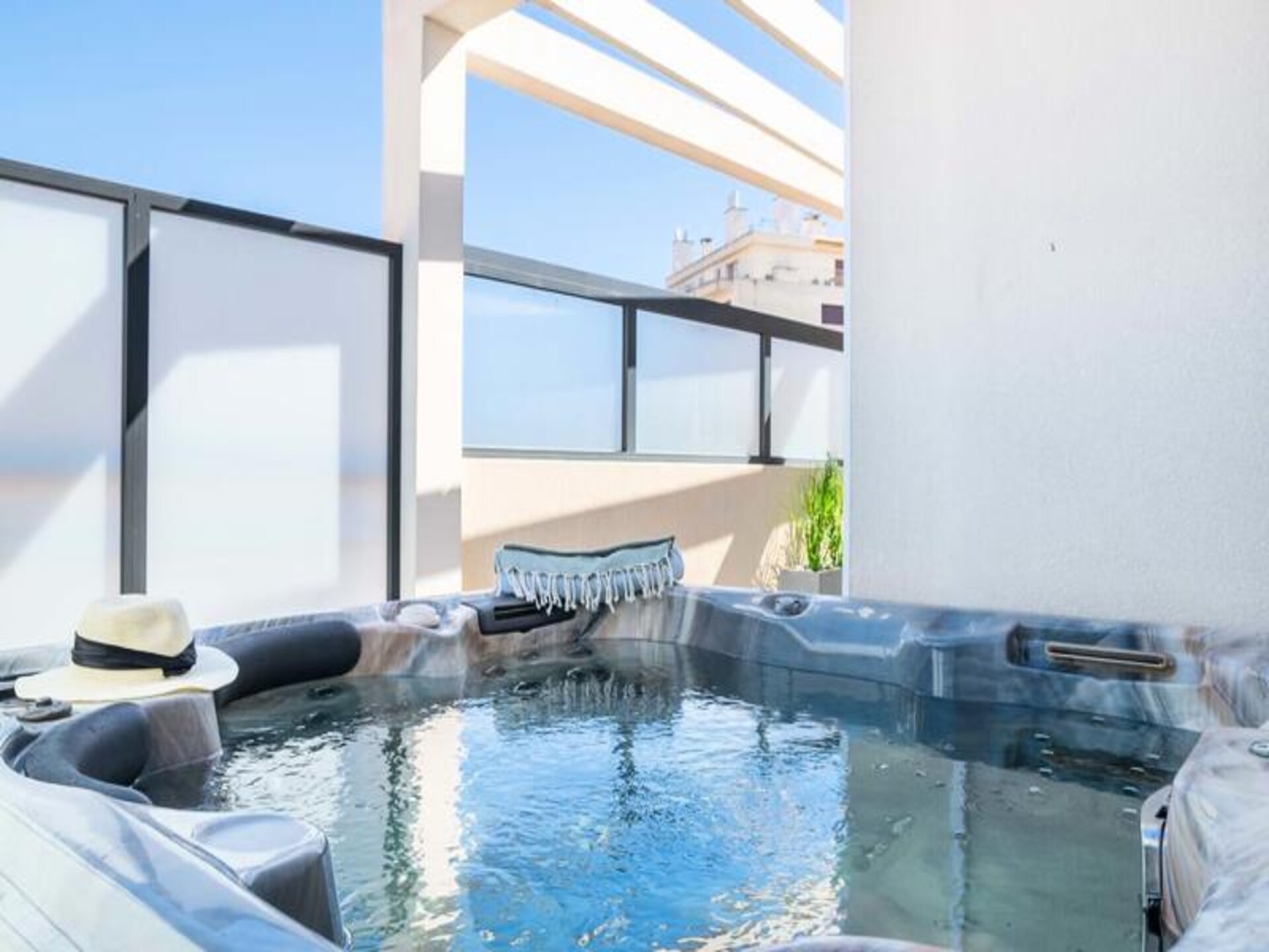 Résidence 4p: Dakappartement met jacuzzi in Cannes, 6 pers., 95m² - foto 24