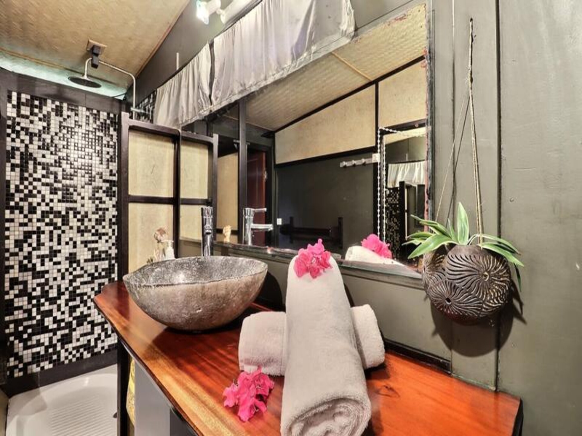Strandhuis Fare Vainina aan de lagune van Moorea – 120 m² voor 6 personen - foto 19