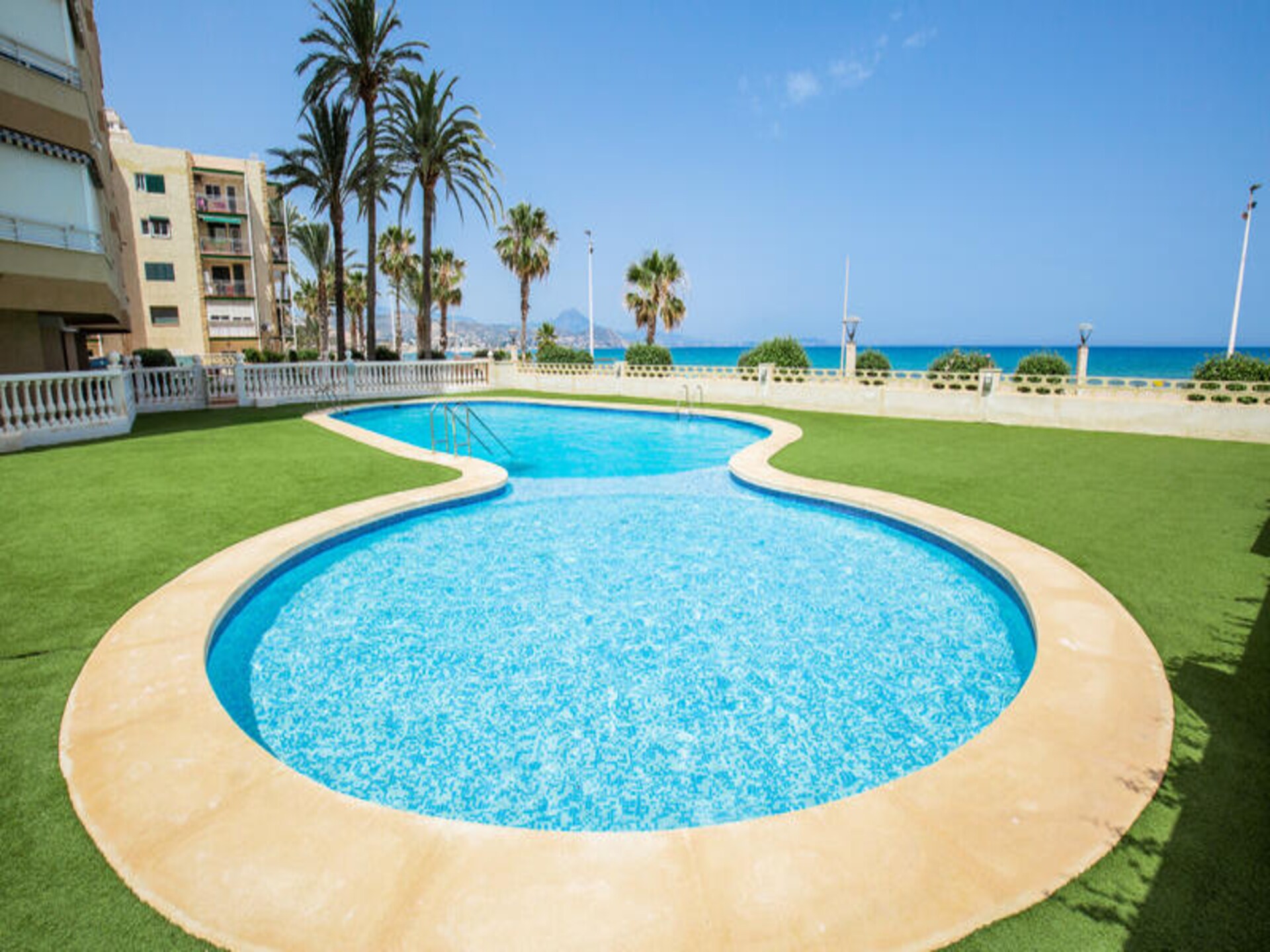 Strandappartement El Campello: 3 kamers, uitzicht op zee en zwembad - foto 4