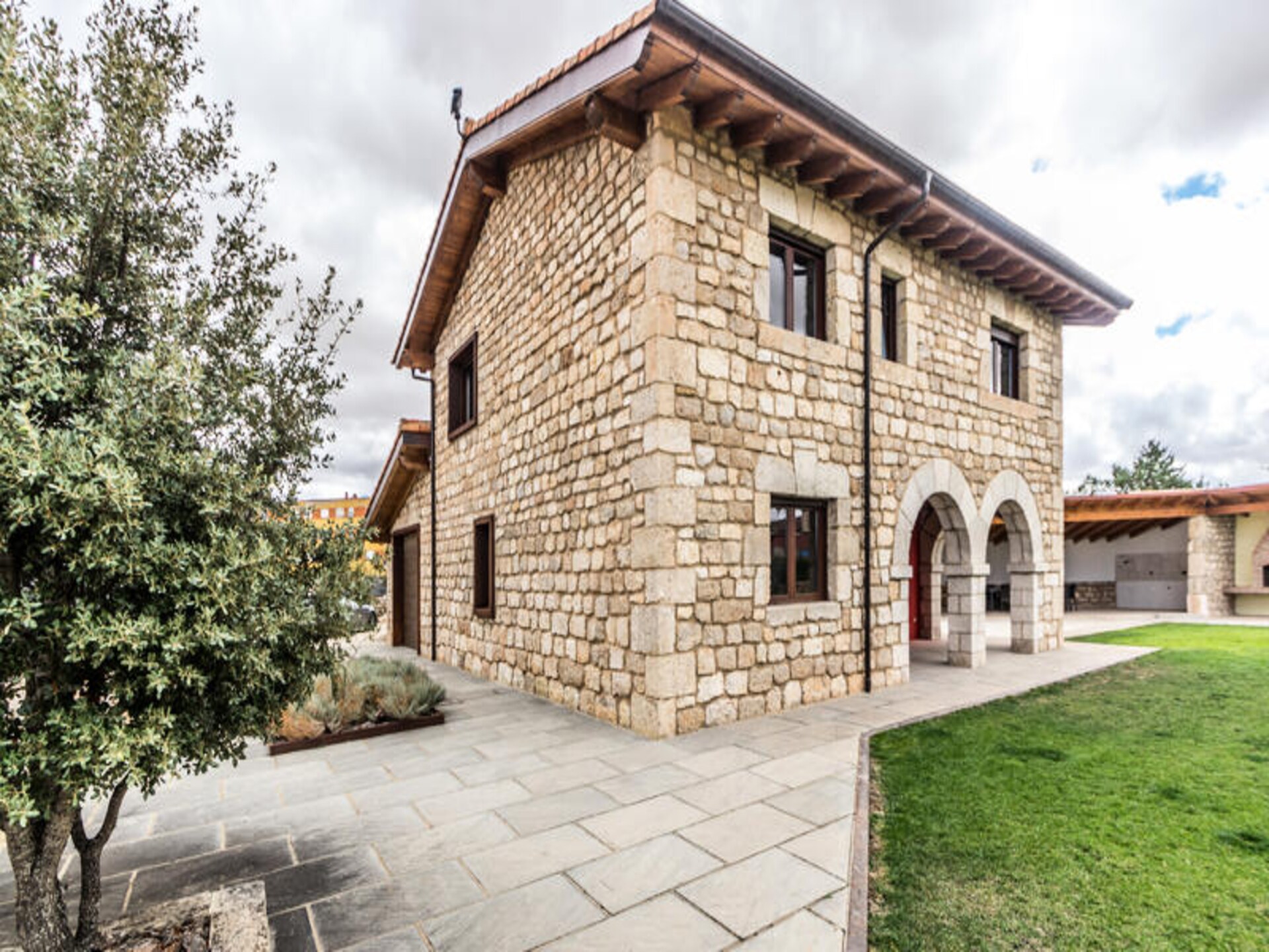 Ruime 4-slaapkamer villa met tuin in Villadiego, vlakbij Burgos - foto 11