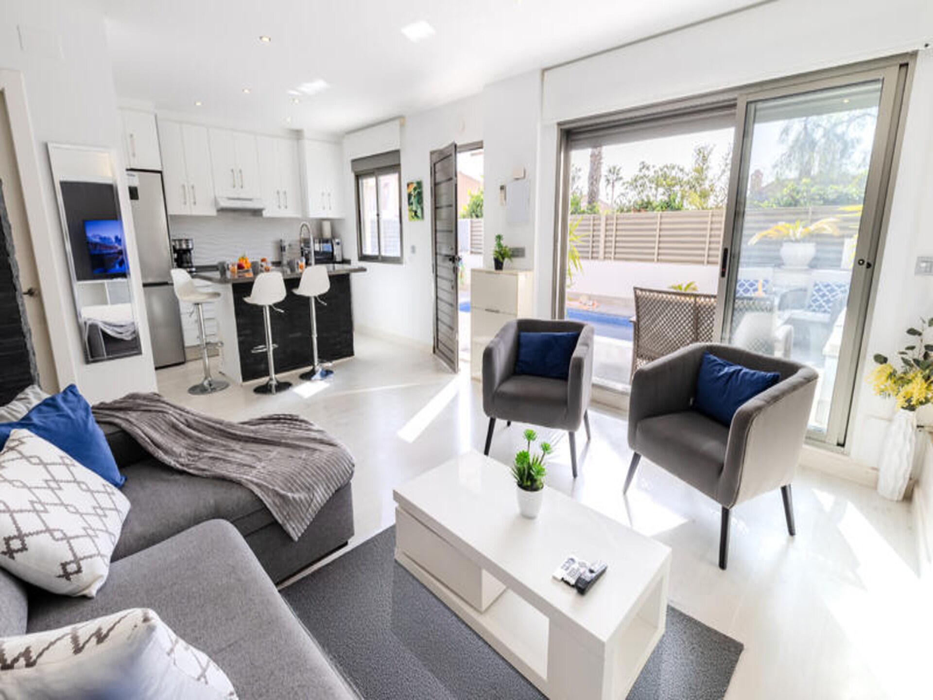 Luxe appartement met privézwembad, 6 slaapkamers, 12 pers. Torrevieja - foto 16