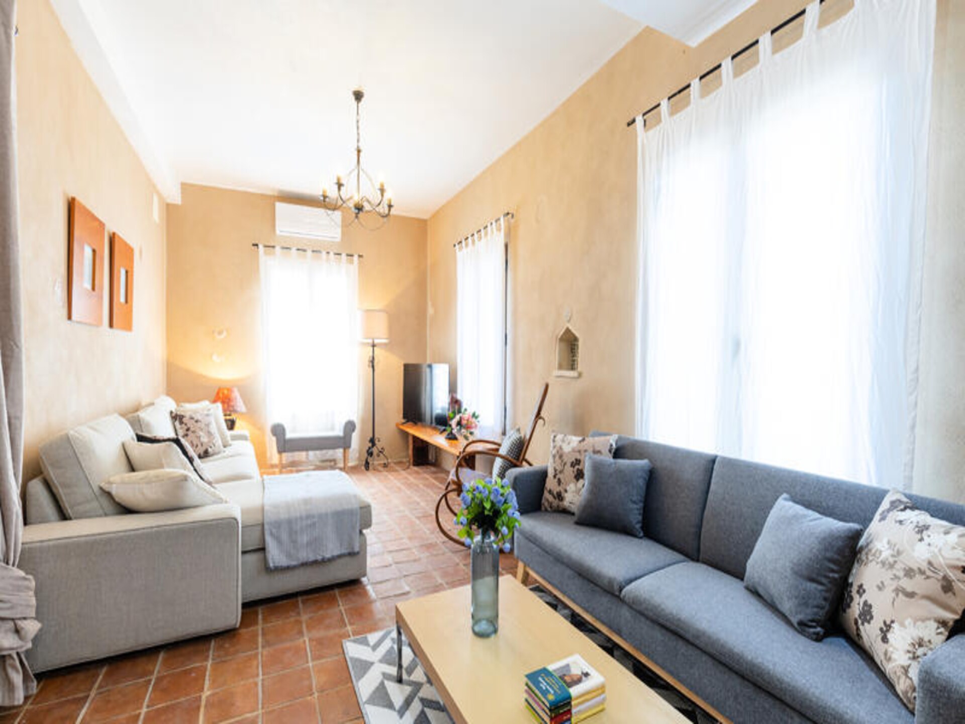 Authentiek landhuis bij Elche met privézwembad en palmentuin - foto 38