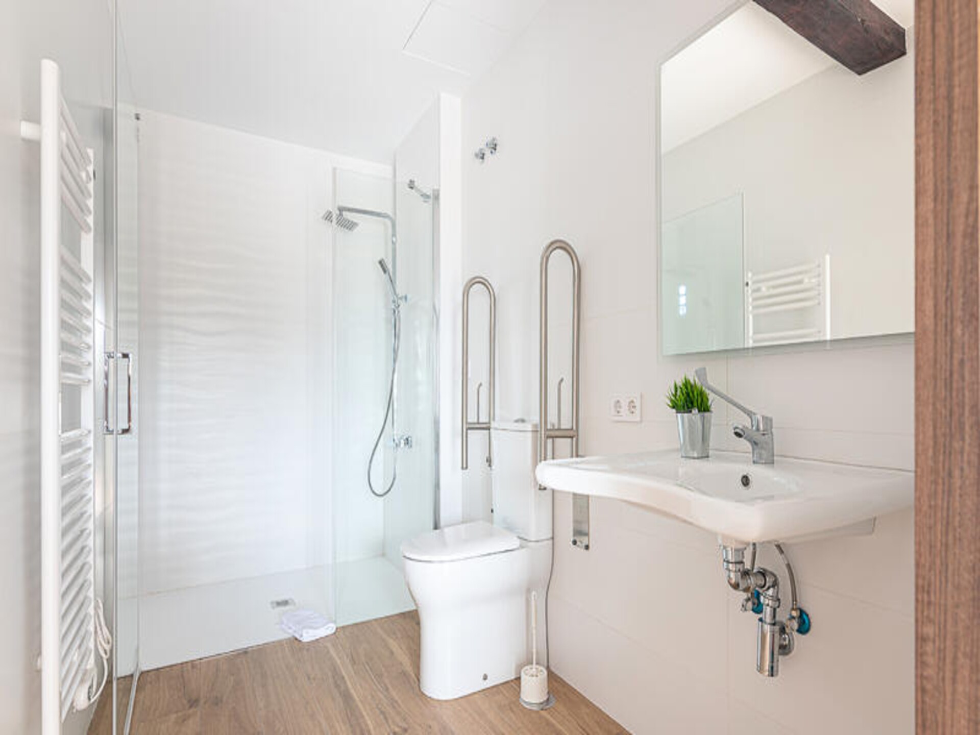 Nieuw appartement in Miengo, 5 minuten van strand Marzán en Los Caballos - foto 13