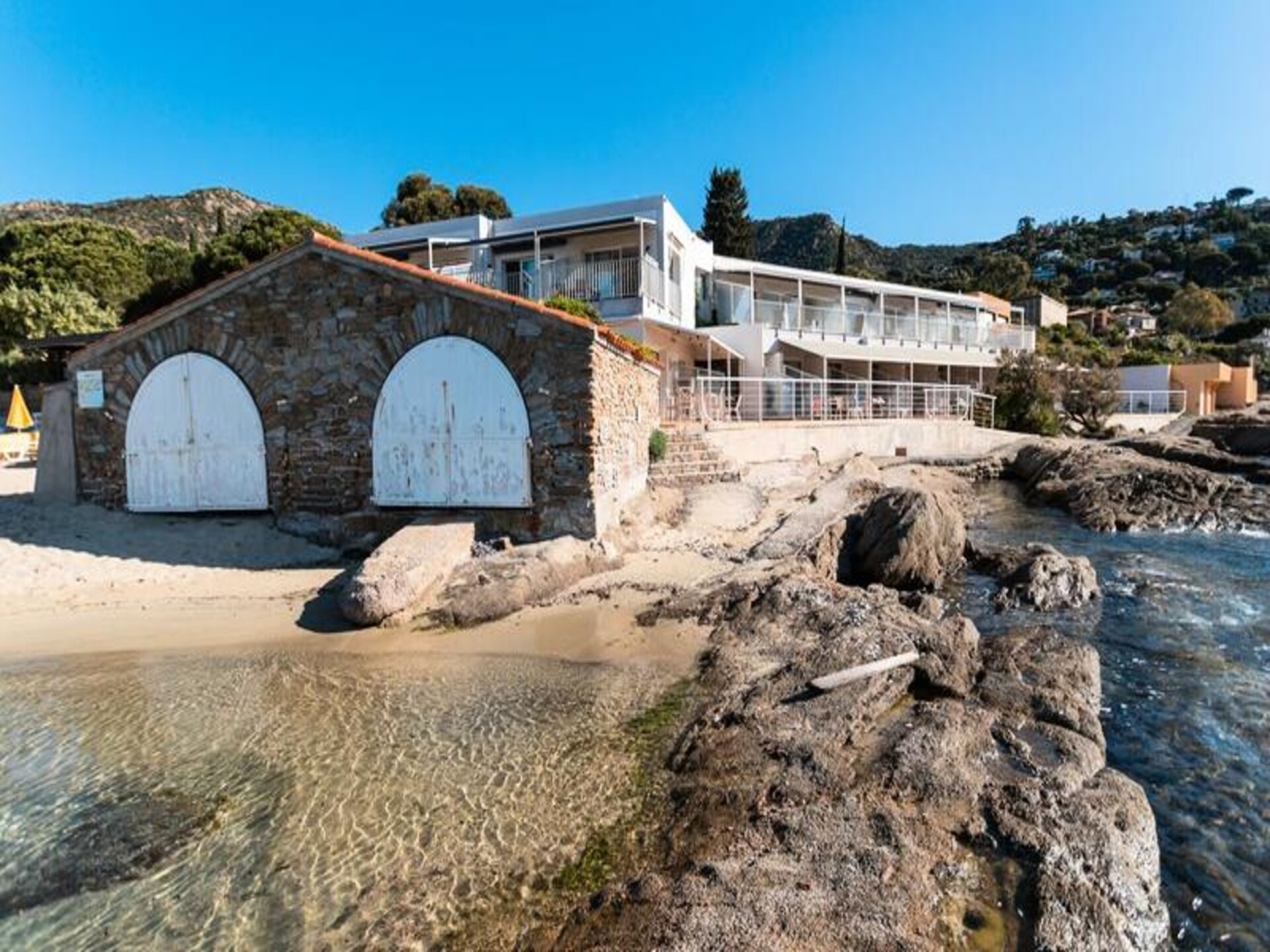 Zeezichtsuite in Le Lavandou – hotelcomfort aan de Middellandse Zee - foto 2