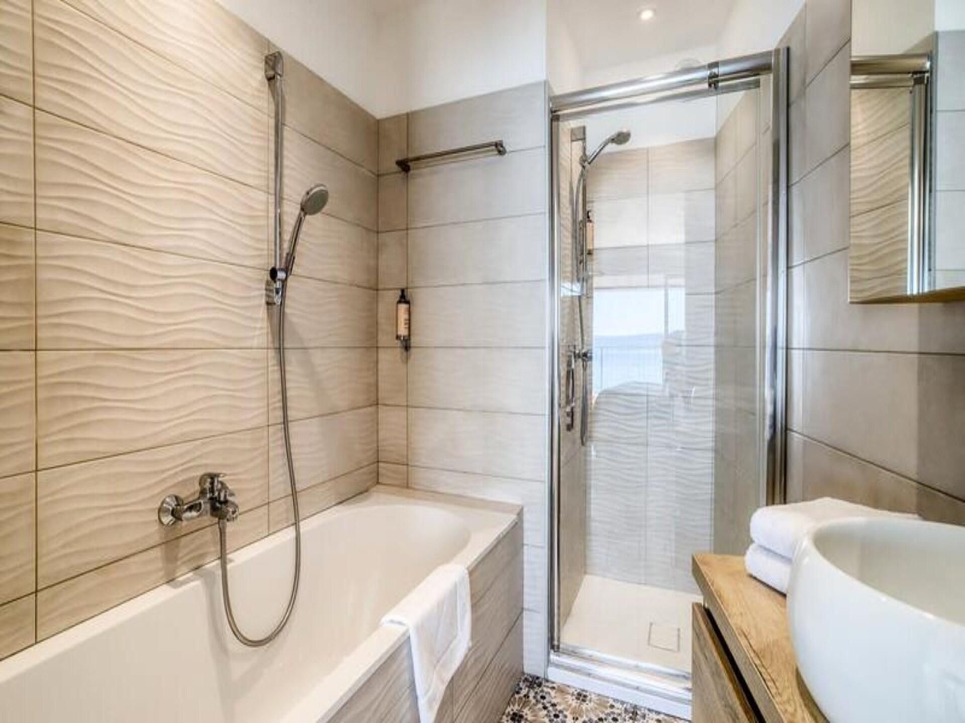 Zeezichtsuite in Le Lavandou – hotelcomfort aan de Middellandse Zee - foto 15