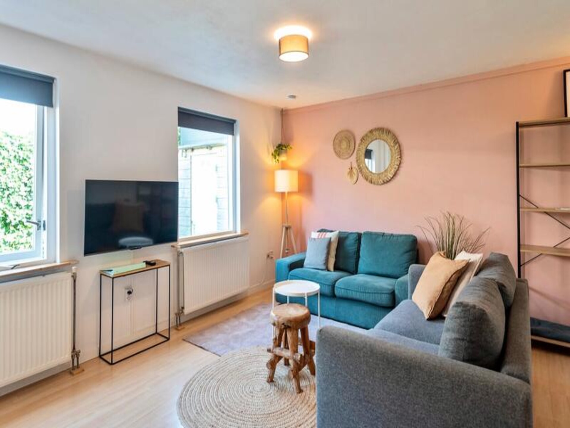Vernieuwd familieappartement in Zandvoort met gratis parking, 7 min van het strand - foto 12