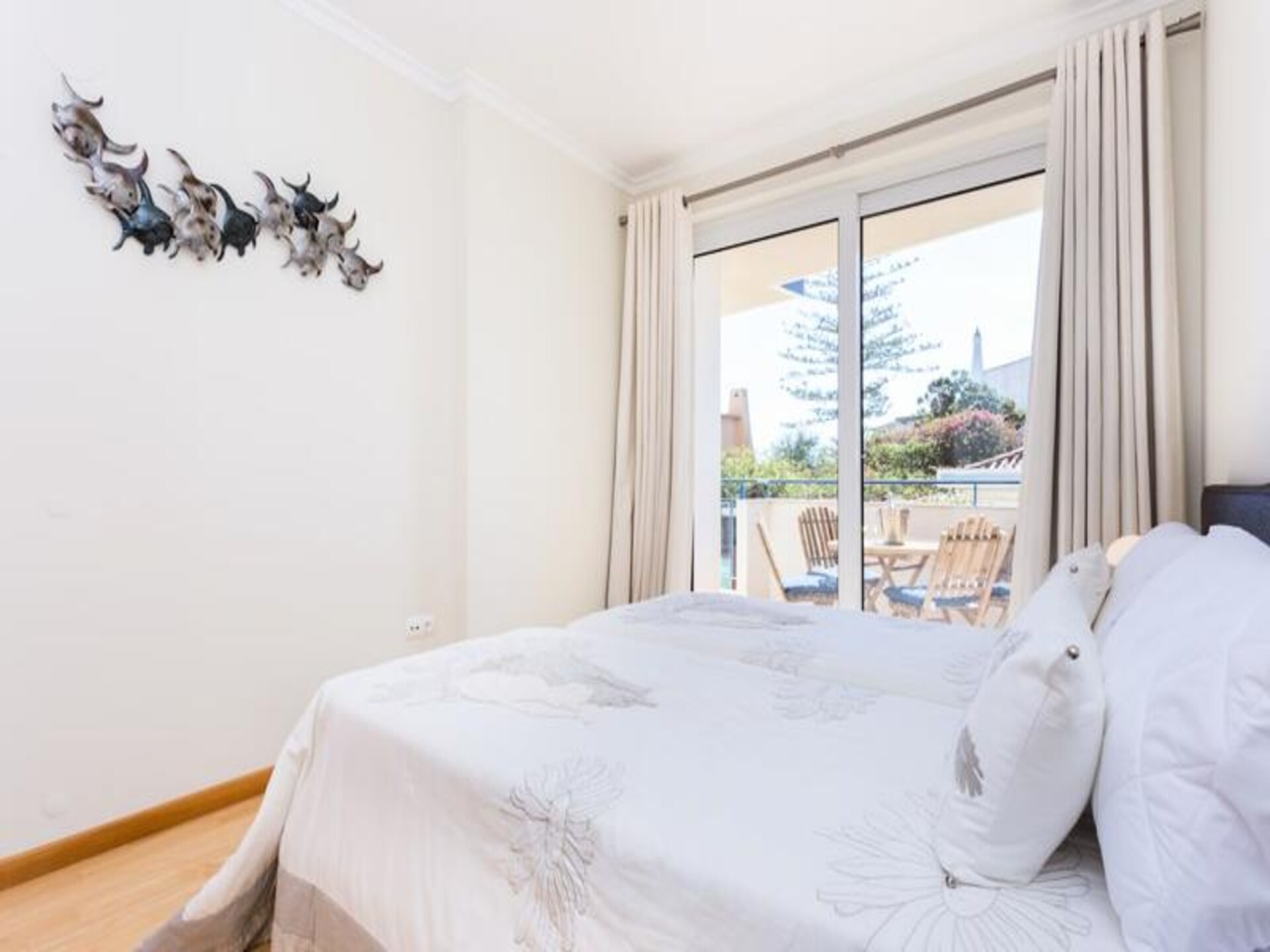 Luxe appartement aan Meia Praia met oceaanzicht en zwembad - foto 17