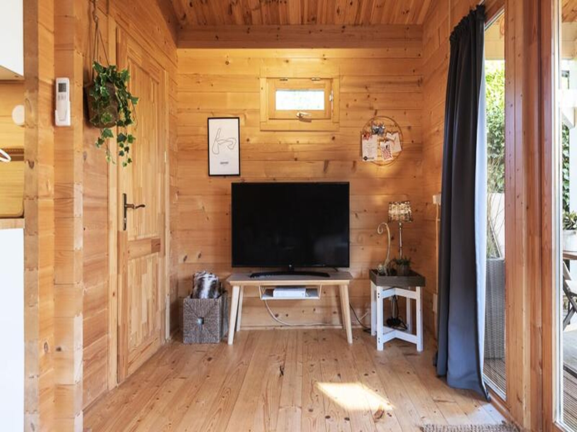 Sfeervolle houten lodge in Zandvoort, 250m van het strand - foto 11