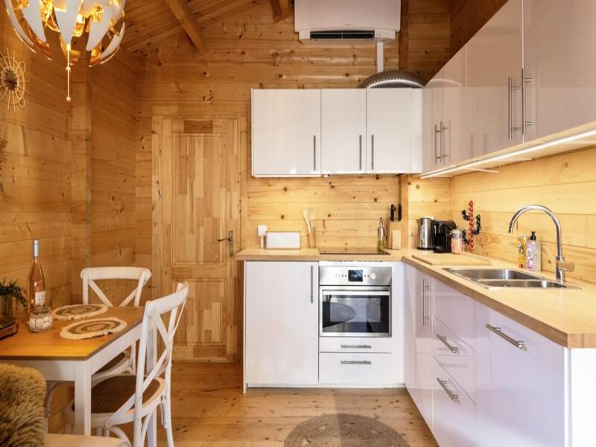 Sfeervolle houten lodge in Zandvoort, 250m van het strand - foto 21