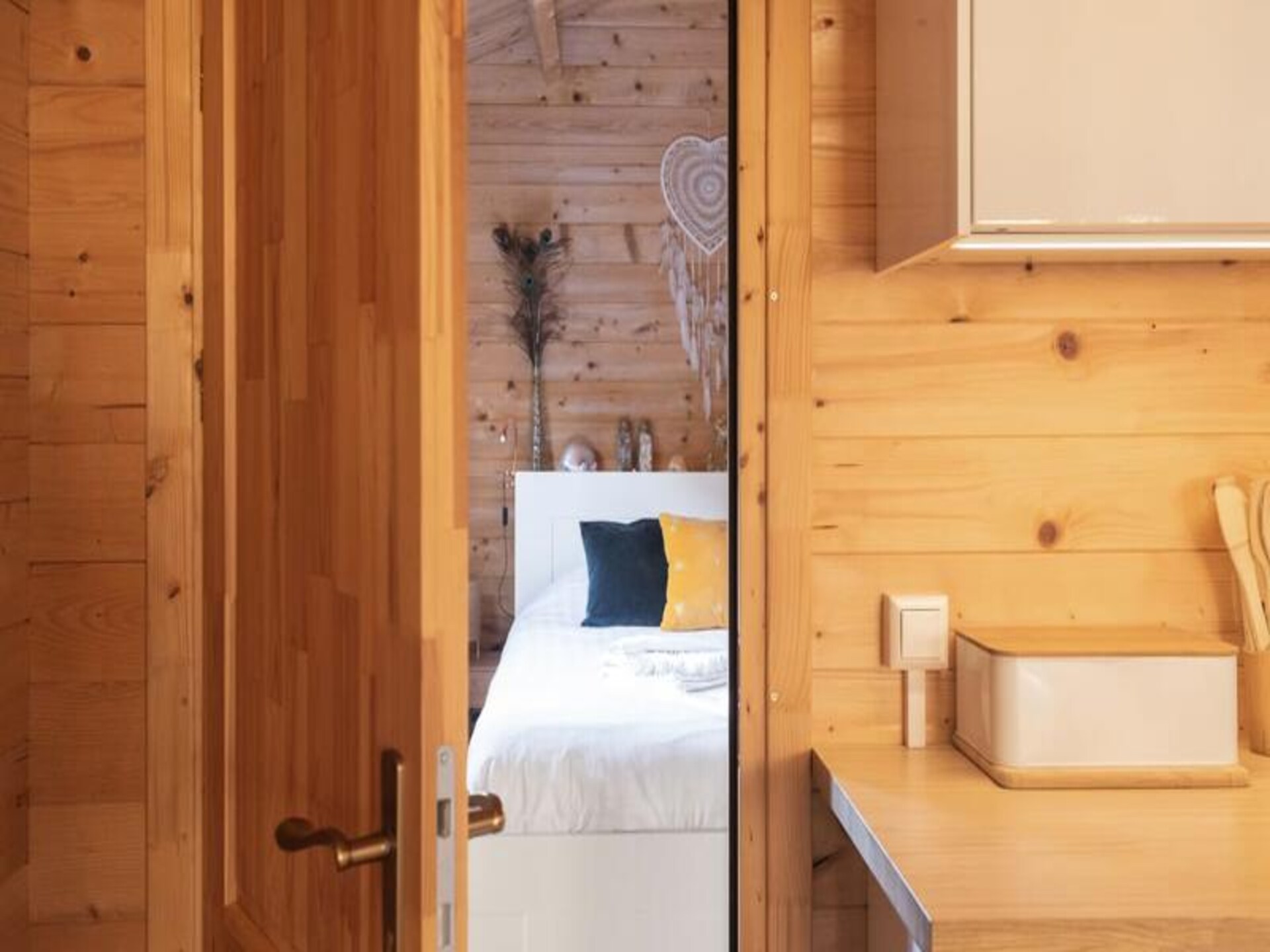 Sfeervolle houten lodge in Zandvoort, 250m van het strand - foto 22