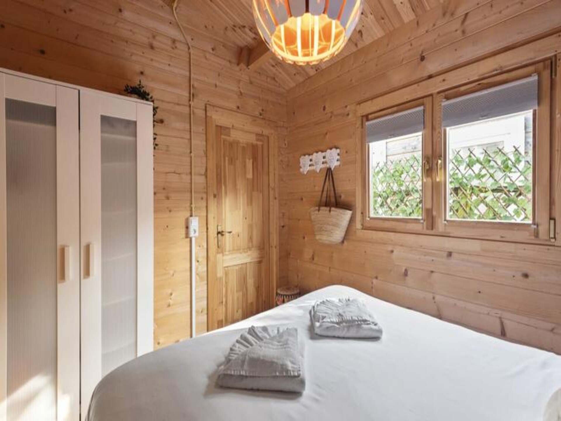 Sfeervolle houten lodge in Zandvoort, 250m van het strand - foto 24