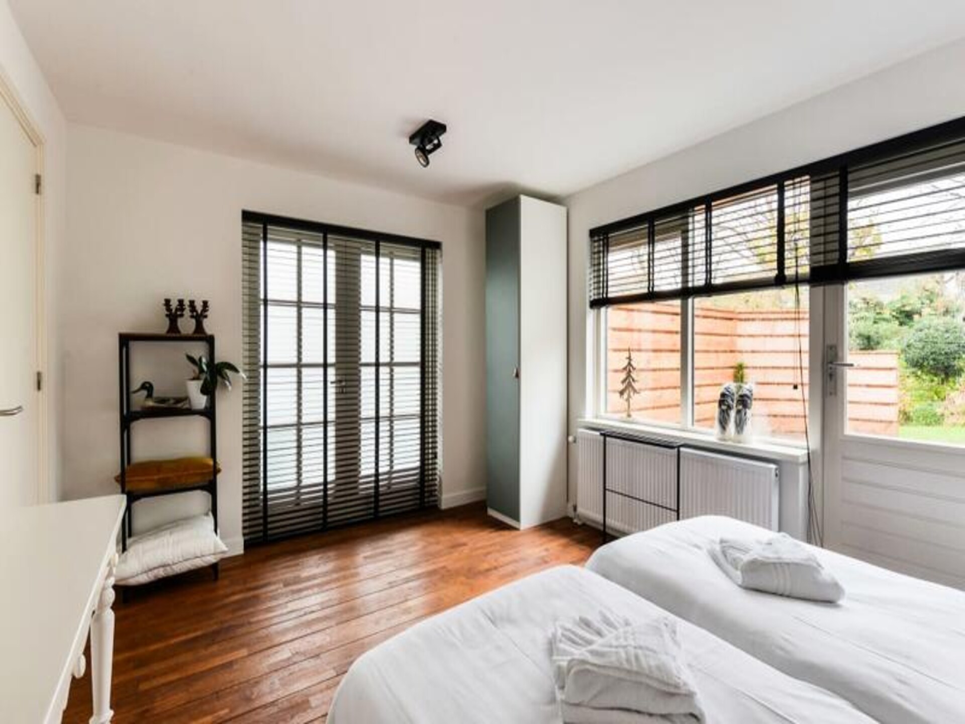 Luxury Garden View Apartment: modern strandappartement met eigen tuin in Zandvoort - foto 13