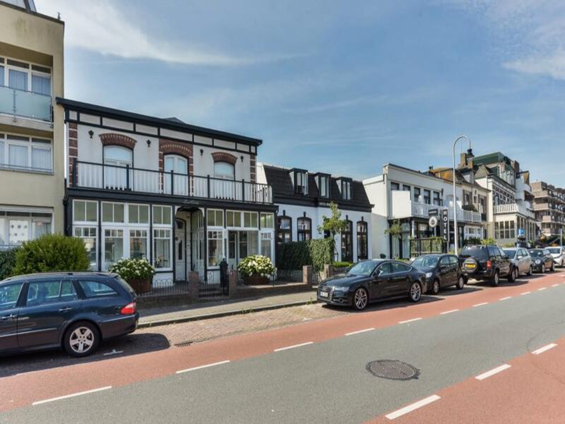 Lichte loft in hartje Zandvoort, 250m van strand en station - foto 18