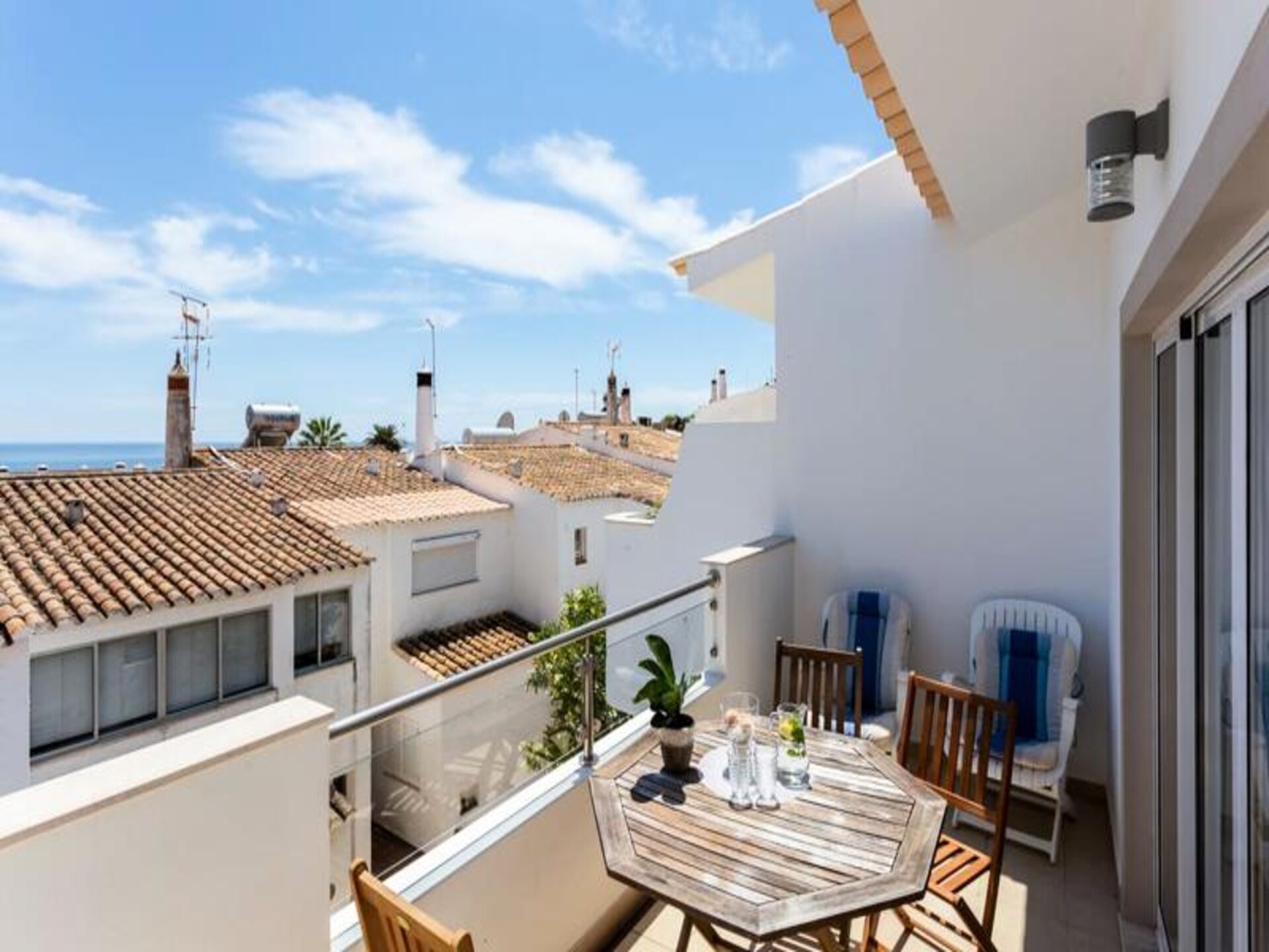 Licht appartement in Luz met dakterras en zeezicht op 2 minuten van het strand - foto 17
