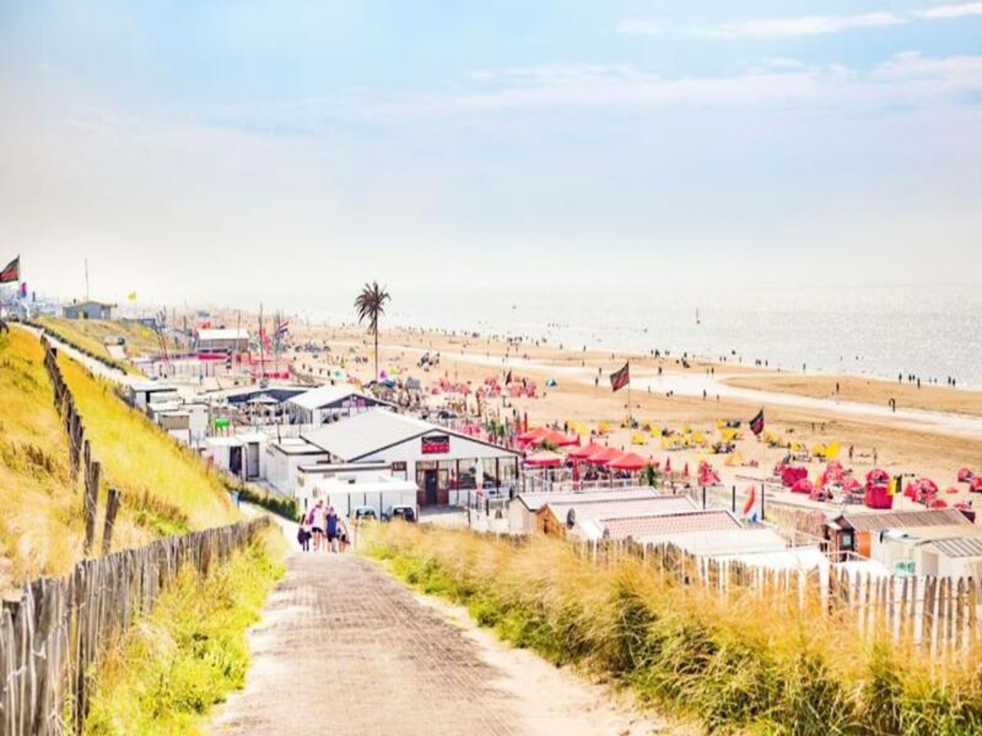 Oasis Zandvoort: modern strandappartement met gratis parkeerplaats - foto 38