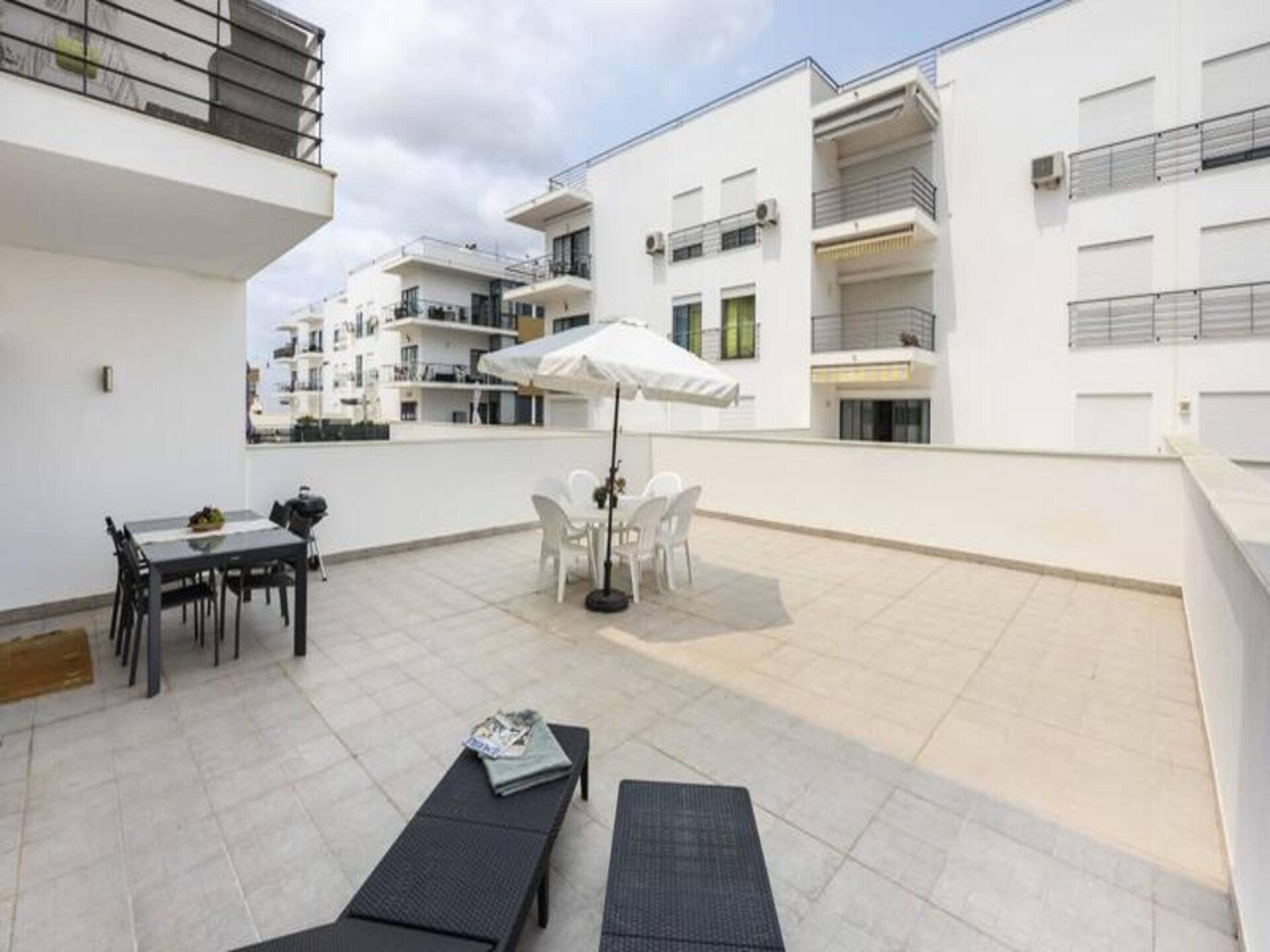 Licht appartement met groot terras nabij jachthaven en strand in Lagos - foto 20