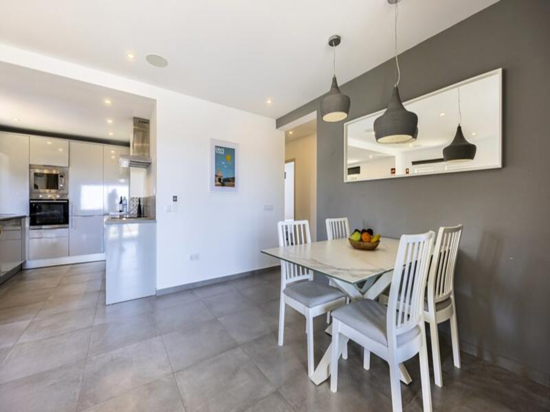 Licht appartement met 2 slaapkamers en oceaanzicht in Praia da Luz - foto 16