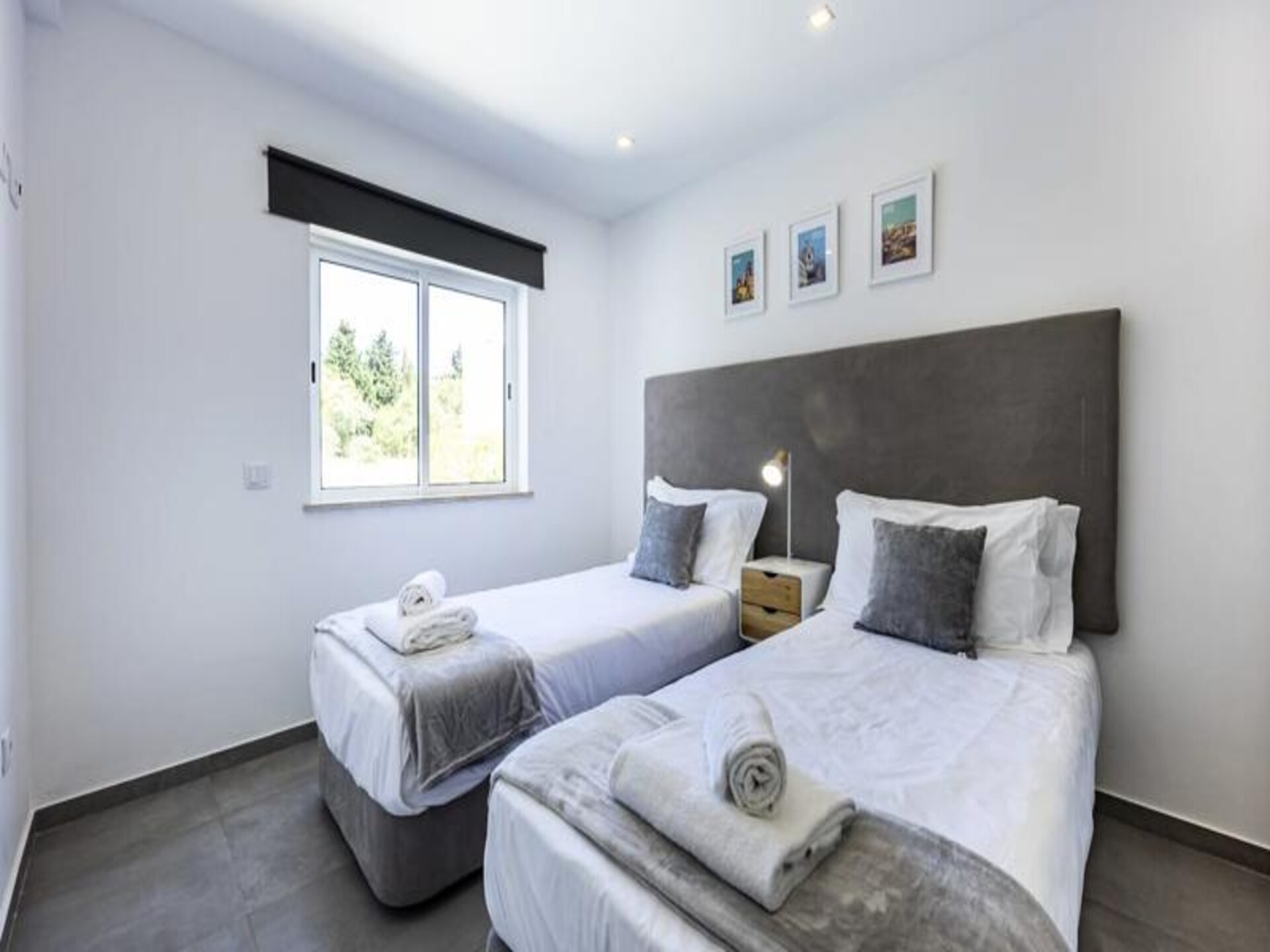 Licht appartement met 2 slaapkamers en oceaanzicht in Praia da Luz - foto 18