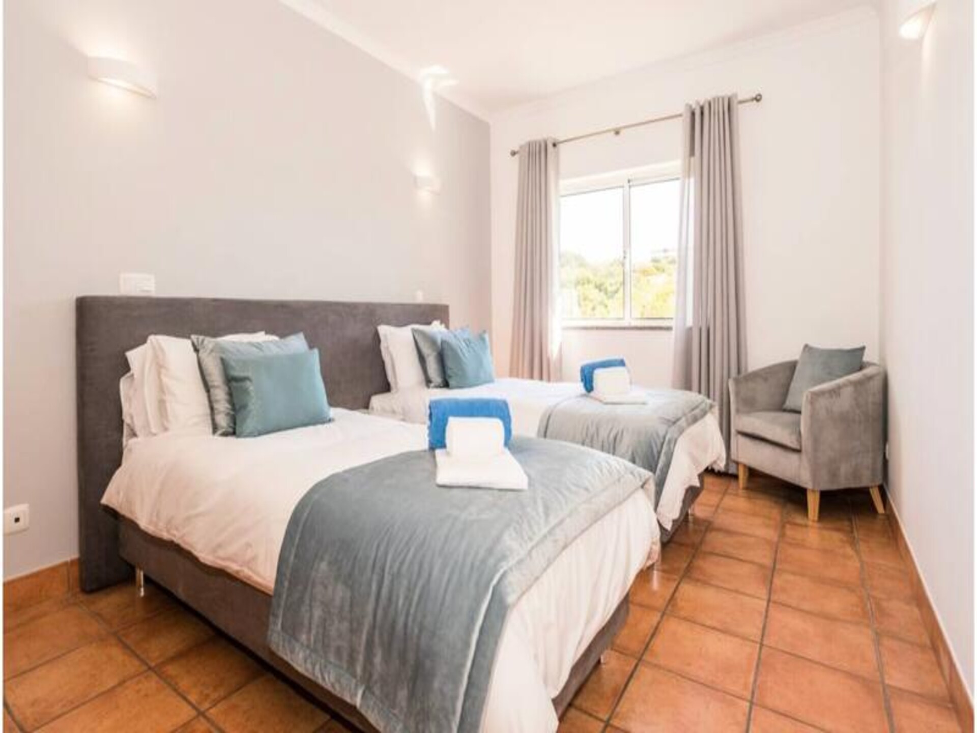 Luxe appartement met zwembad in Porto de Mós, op loopafstand van het strand - foto 8