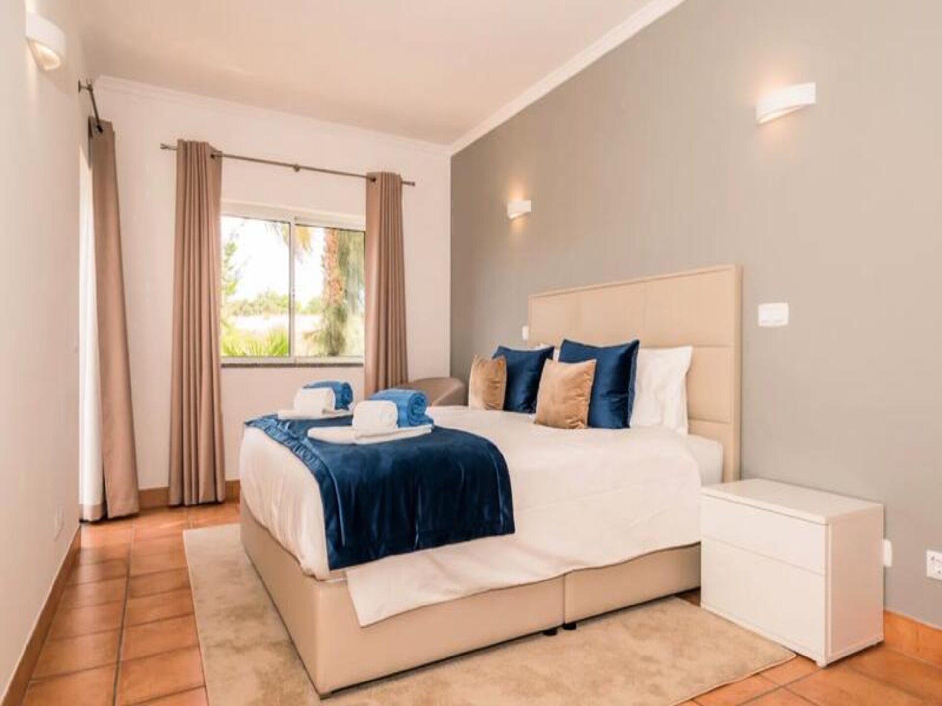 Luxe appartement met zwembad in Porto de Mós, op loopafstand van het strand - foto 15