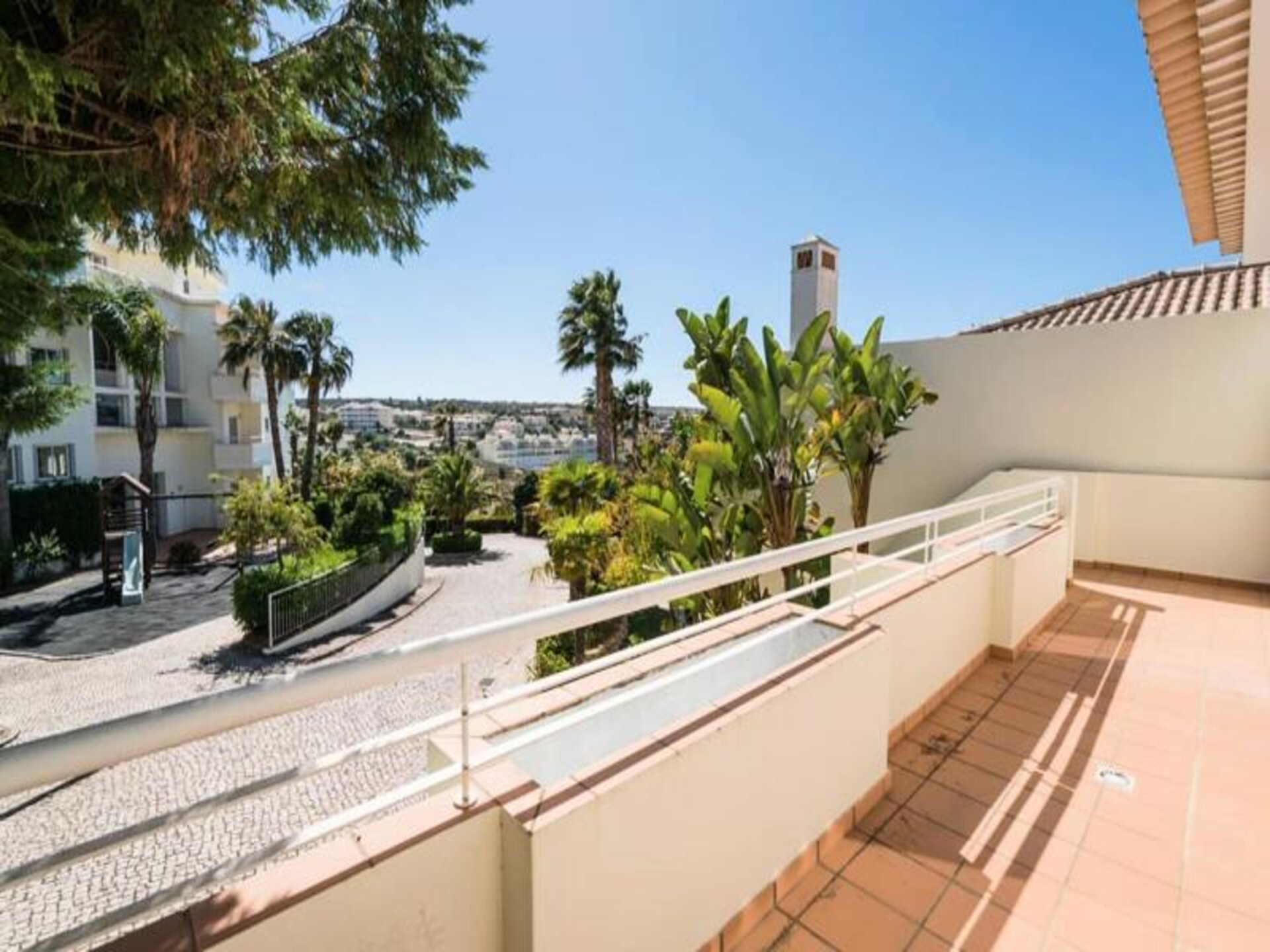 Luxe appartement met zwembad in Porto de Mós, op loopafstand van het strand - foto 20