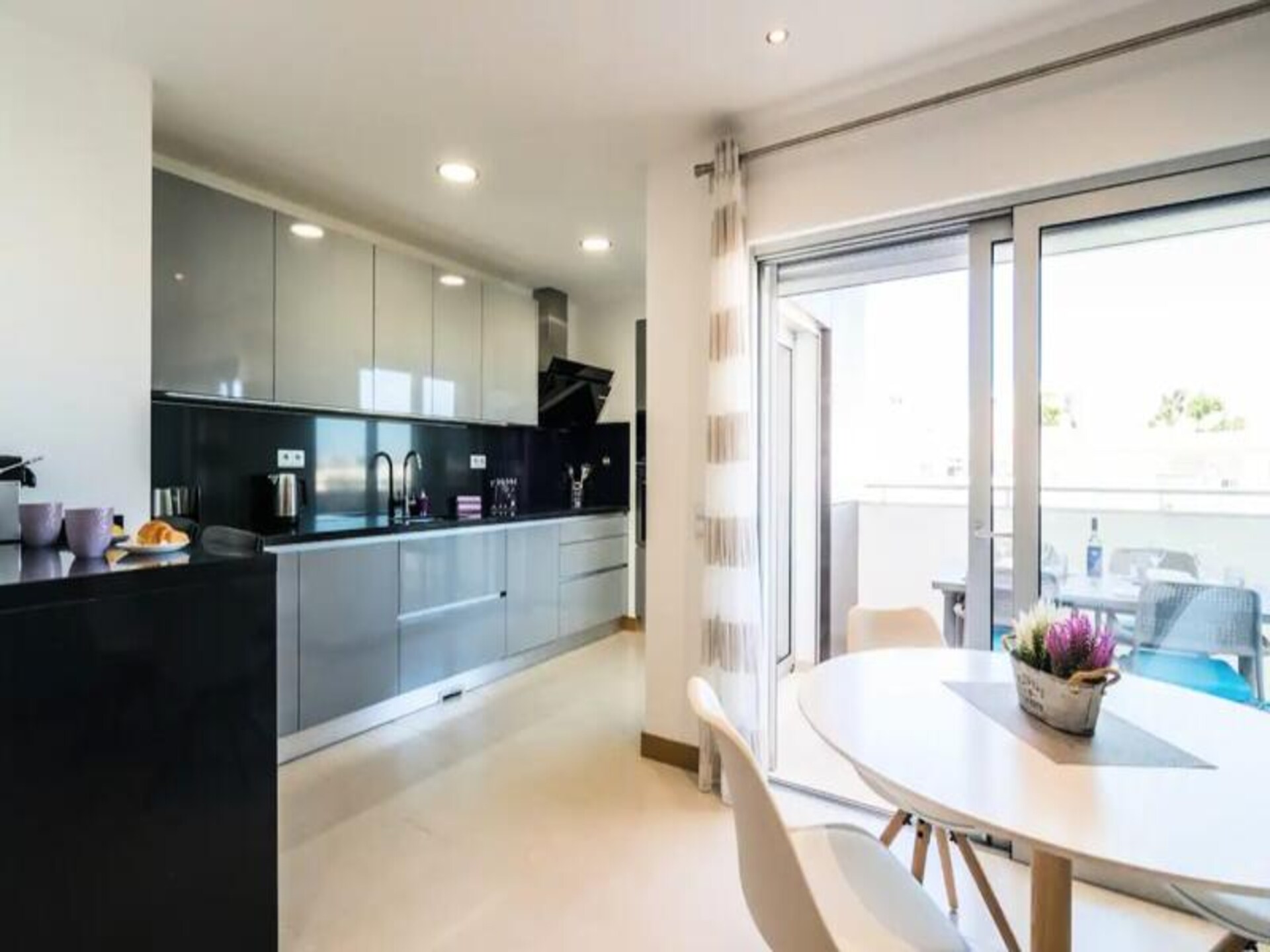 Modern appartement voor 4 personen in het hart van Lagos - foto 14