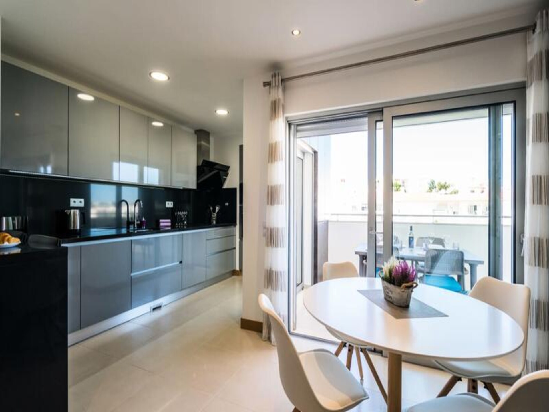 Modern appartement voor 4 personen in het hart van Lagos - foto 22