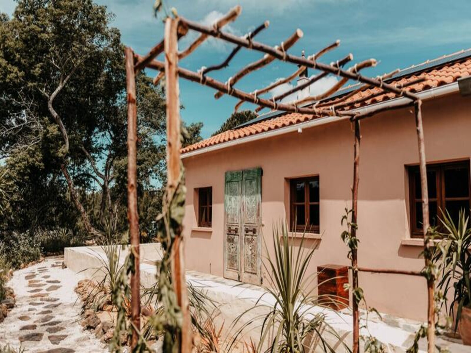 Ziggurat Suite: Romantisch eco-verblijf met sauna & uitzicht bij Aljezur - foto 16